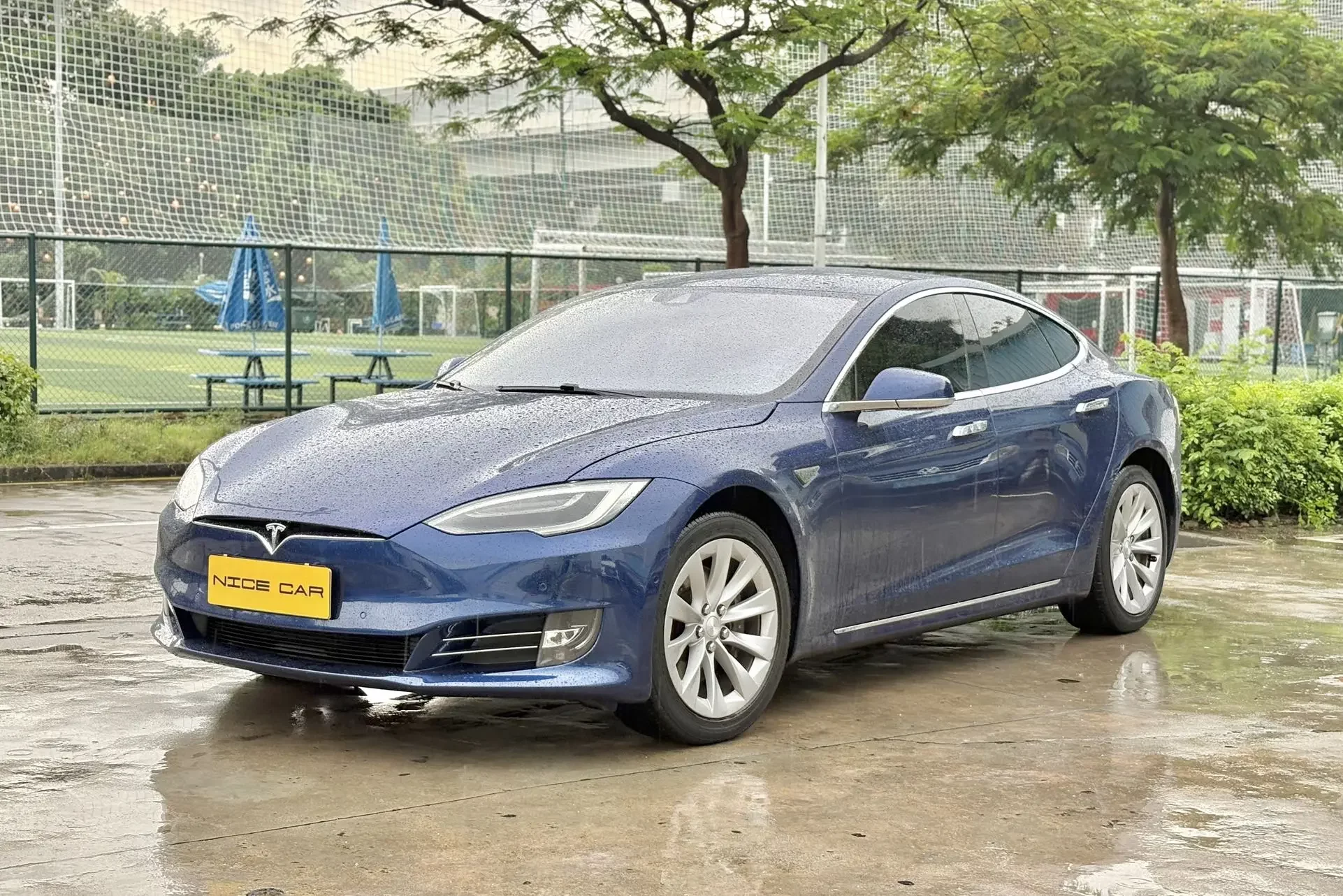 Tesla Model S