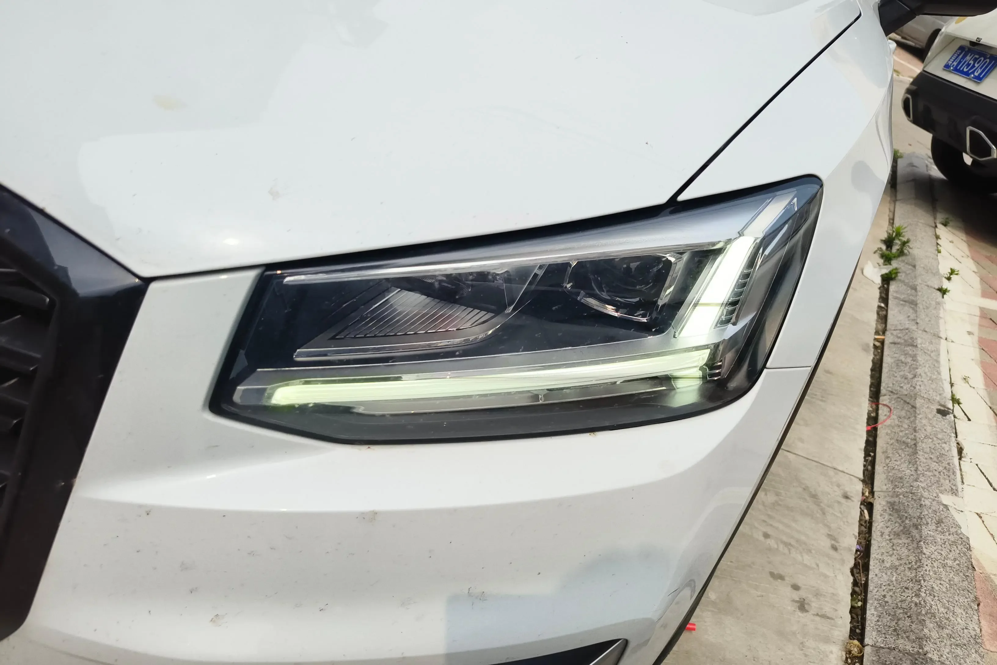 Audi Q2L