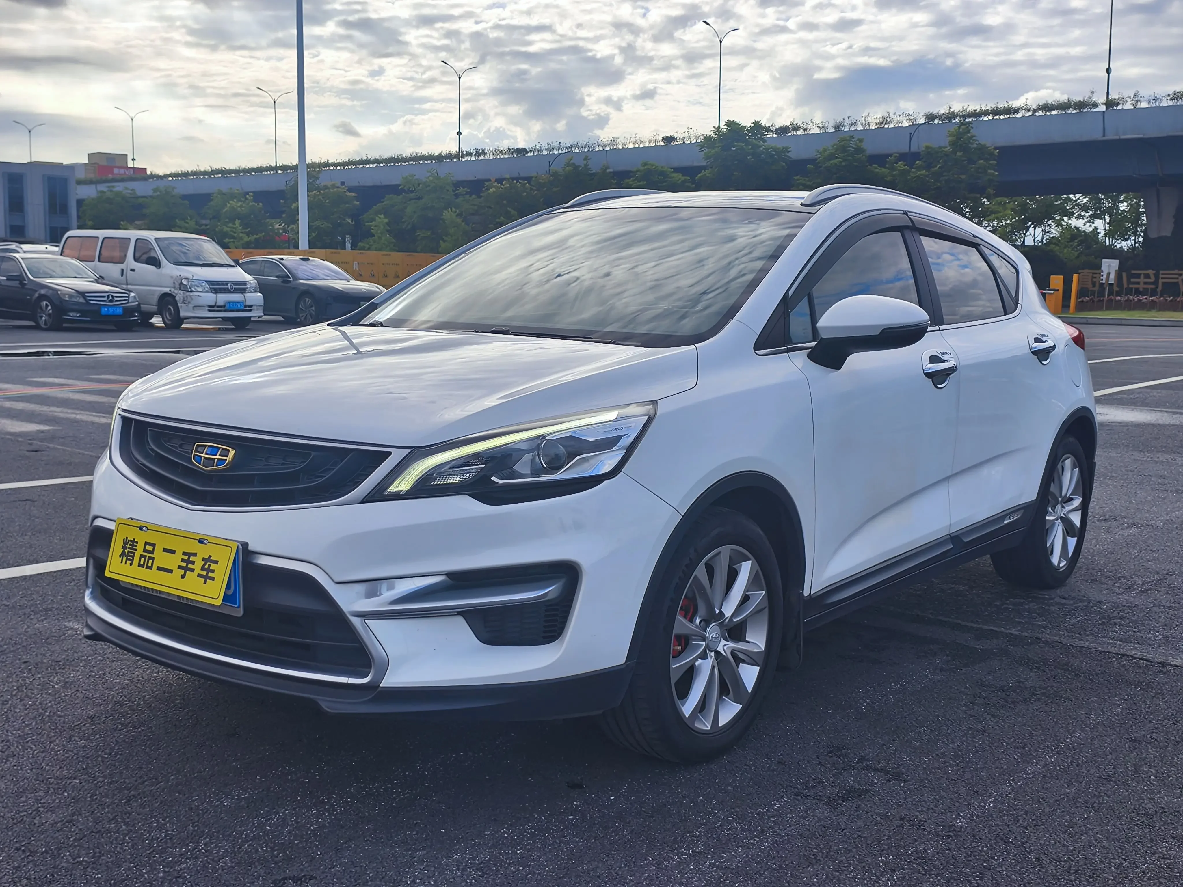 Geely Emgrand GS