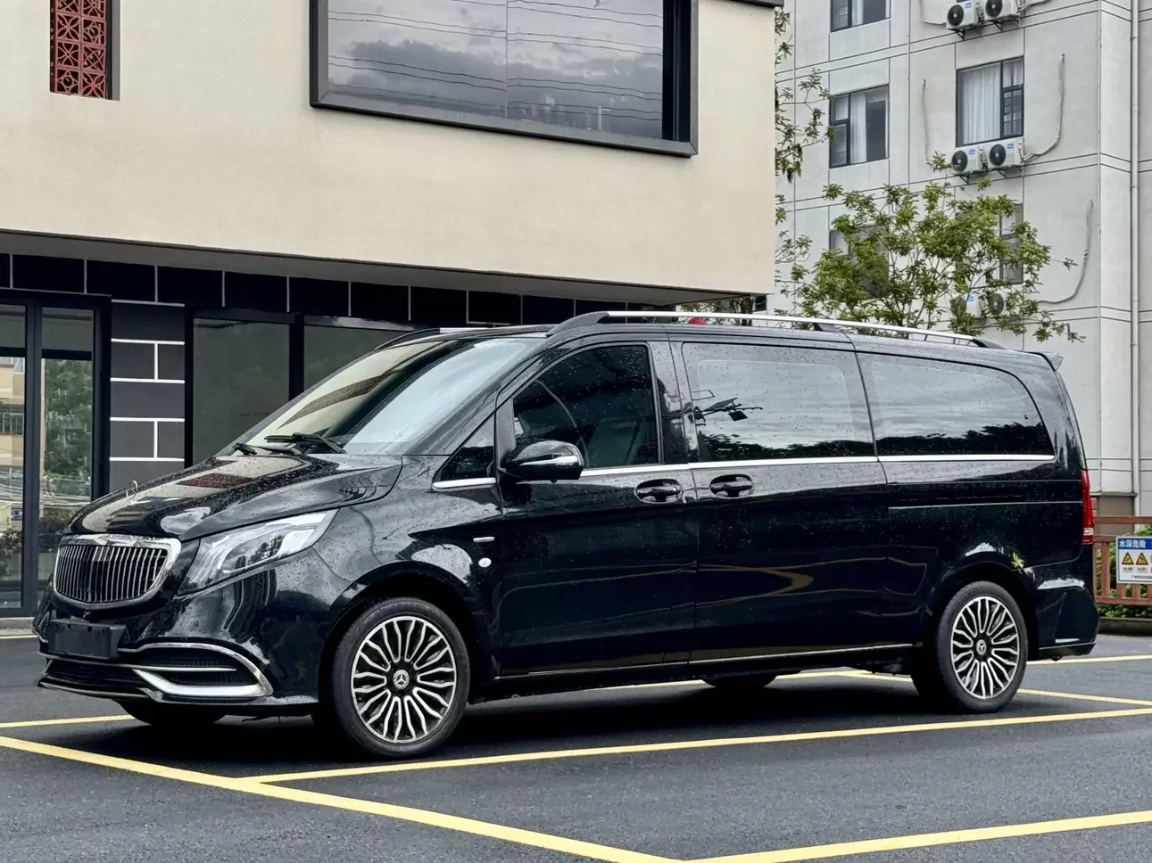 Mercedes-Benz Vito  из Китая