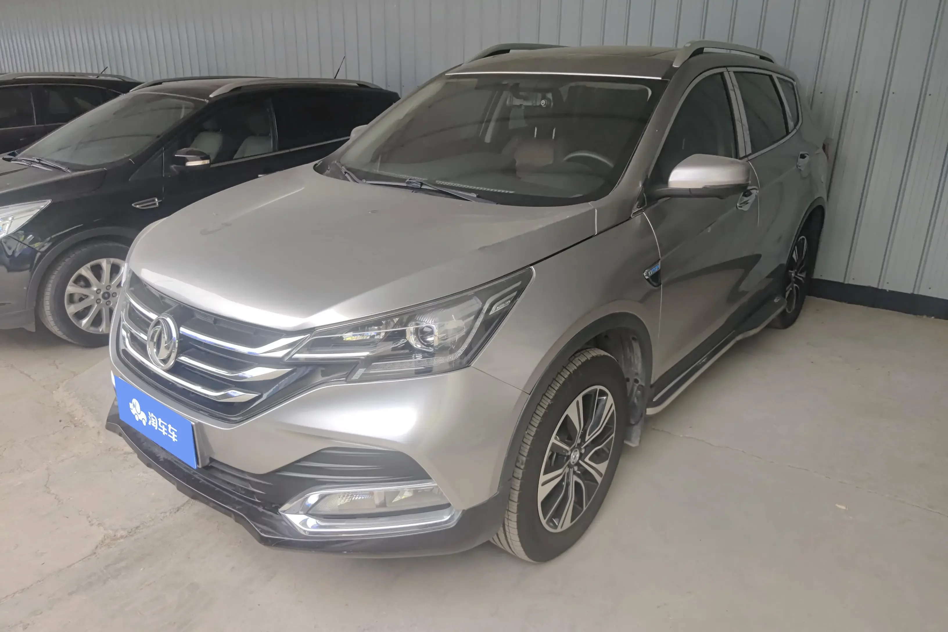 Dongfeng Fengshen AX7  из Китая