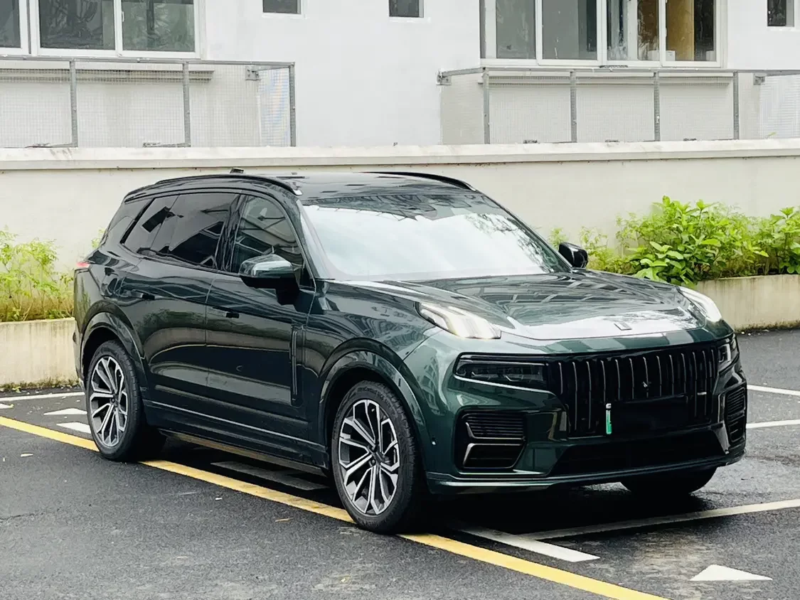 Lynk & Co 09 EM-P