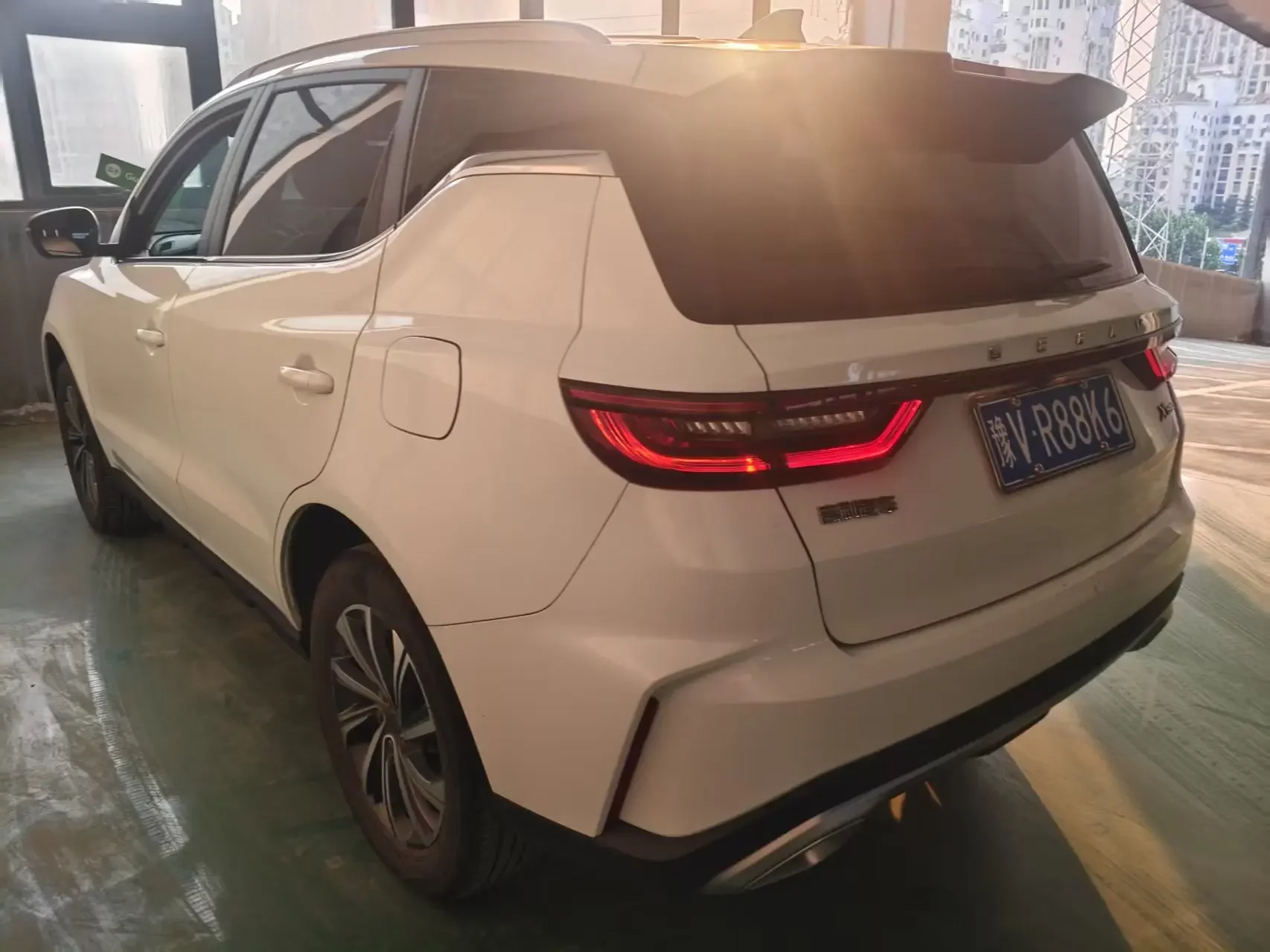 Geely Vision X6