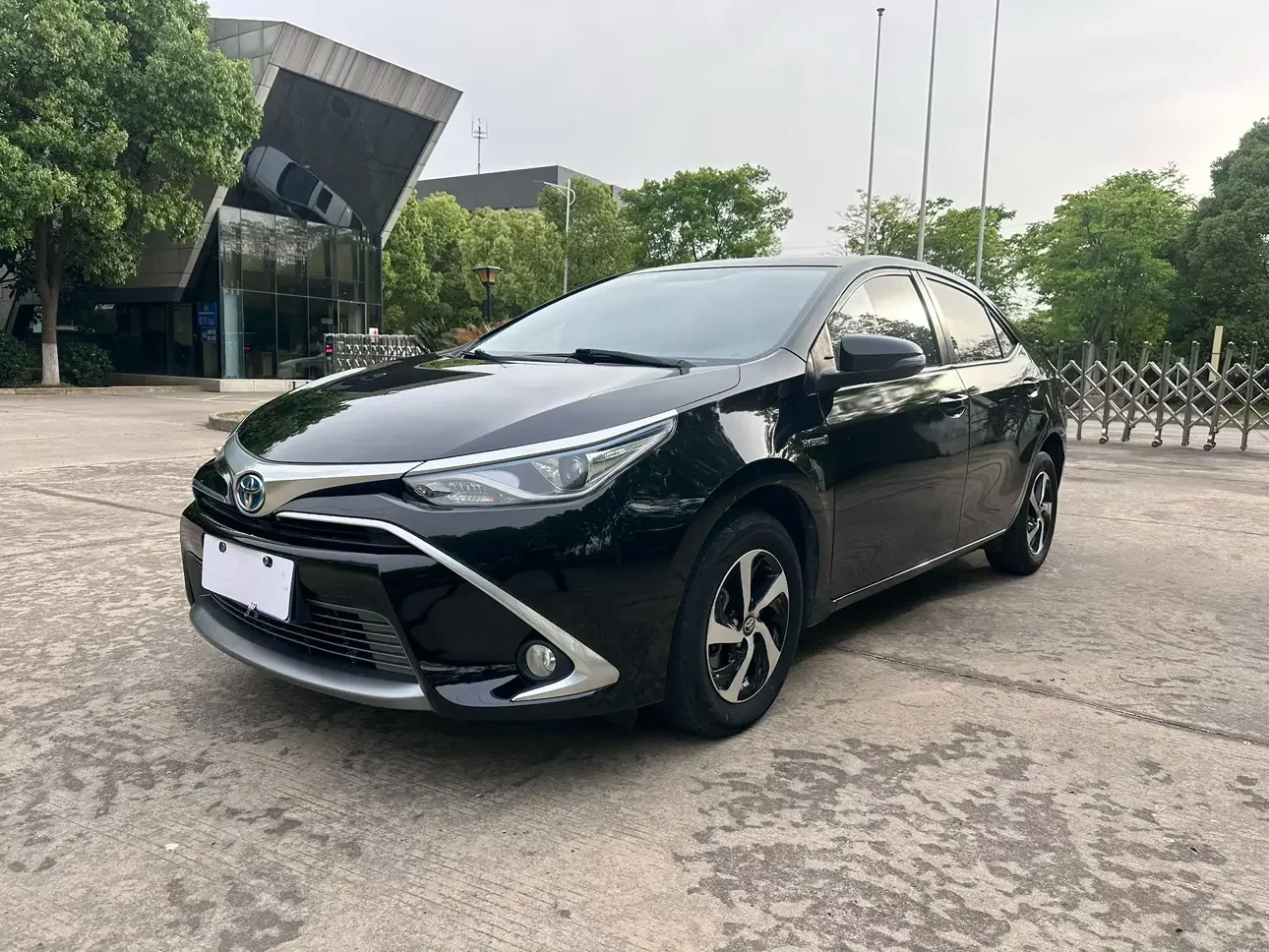 Toyota Levin (Lei Ling)  из Китая