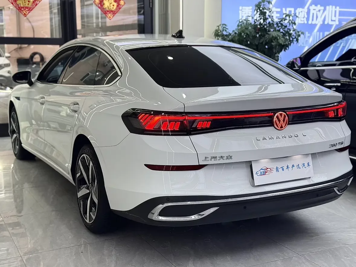 Volkswagen Lamando