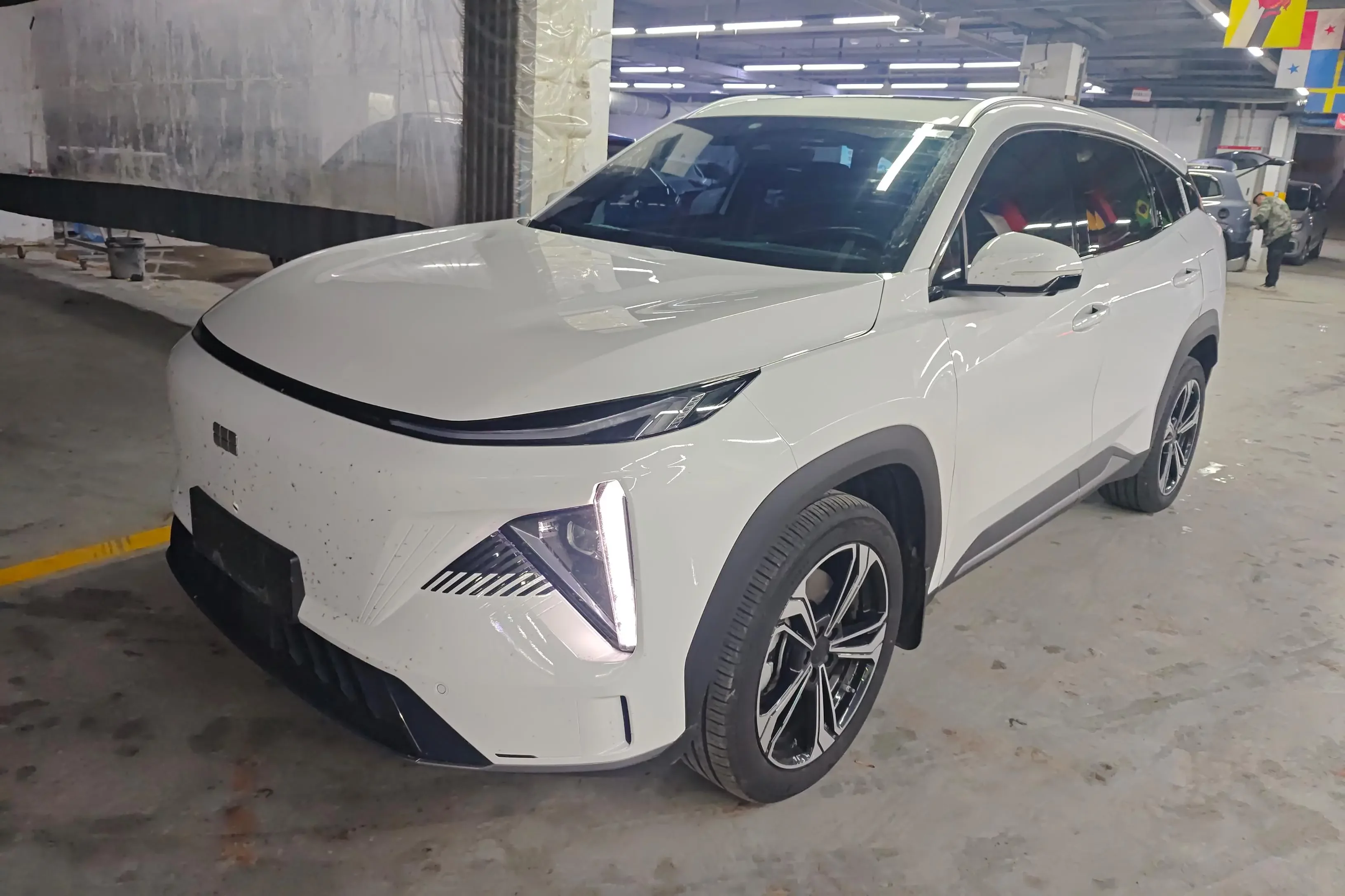 Geely Galaxy L7
