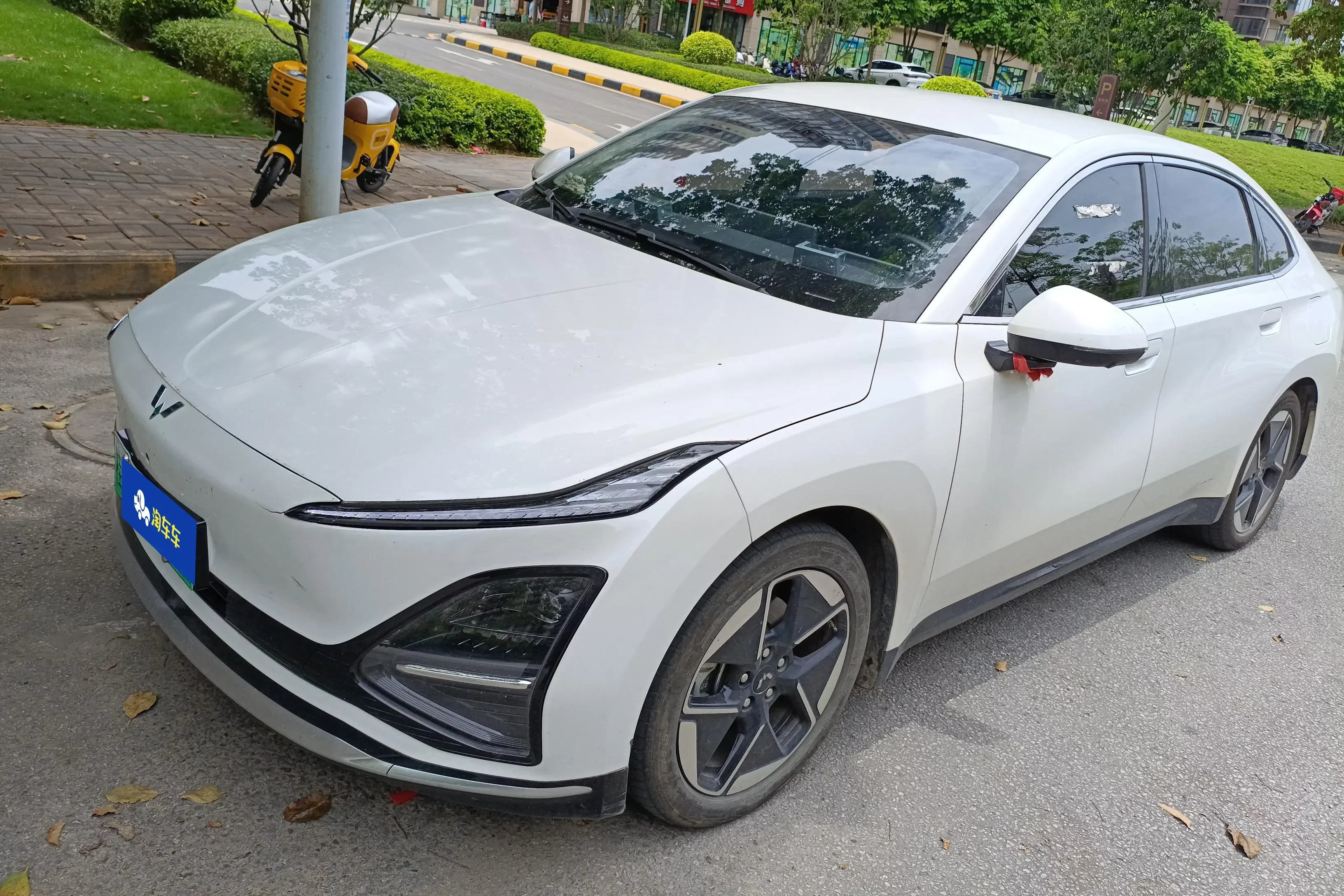Wuling Starlight EV