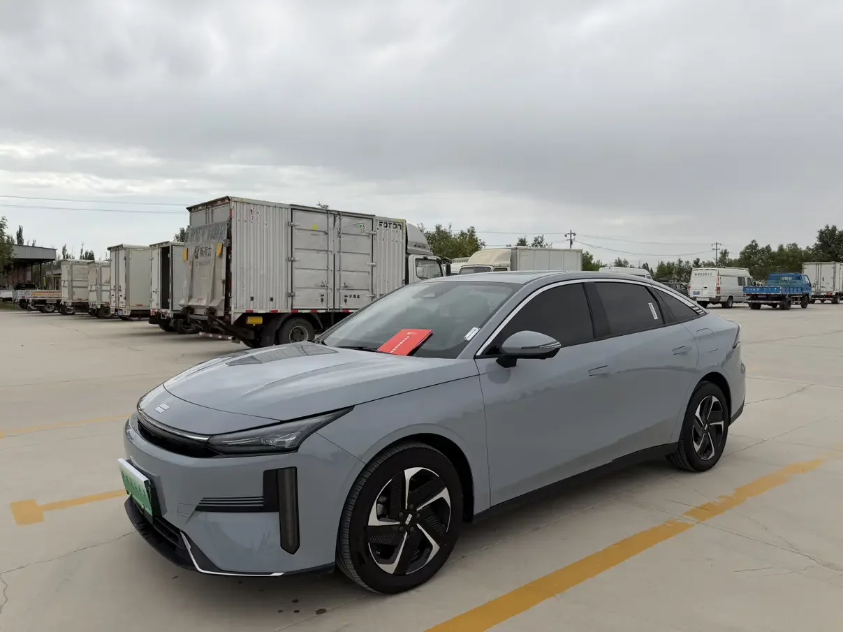 Geely Galaxy L6