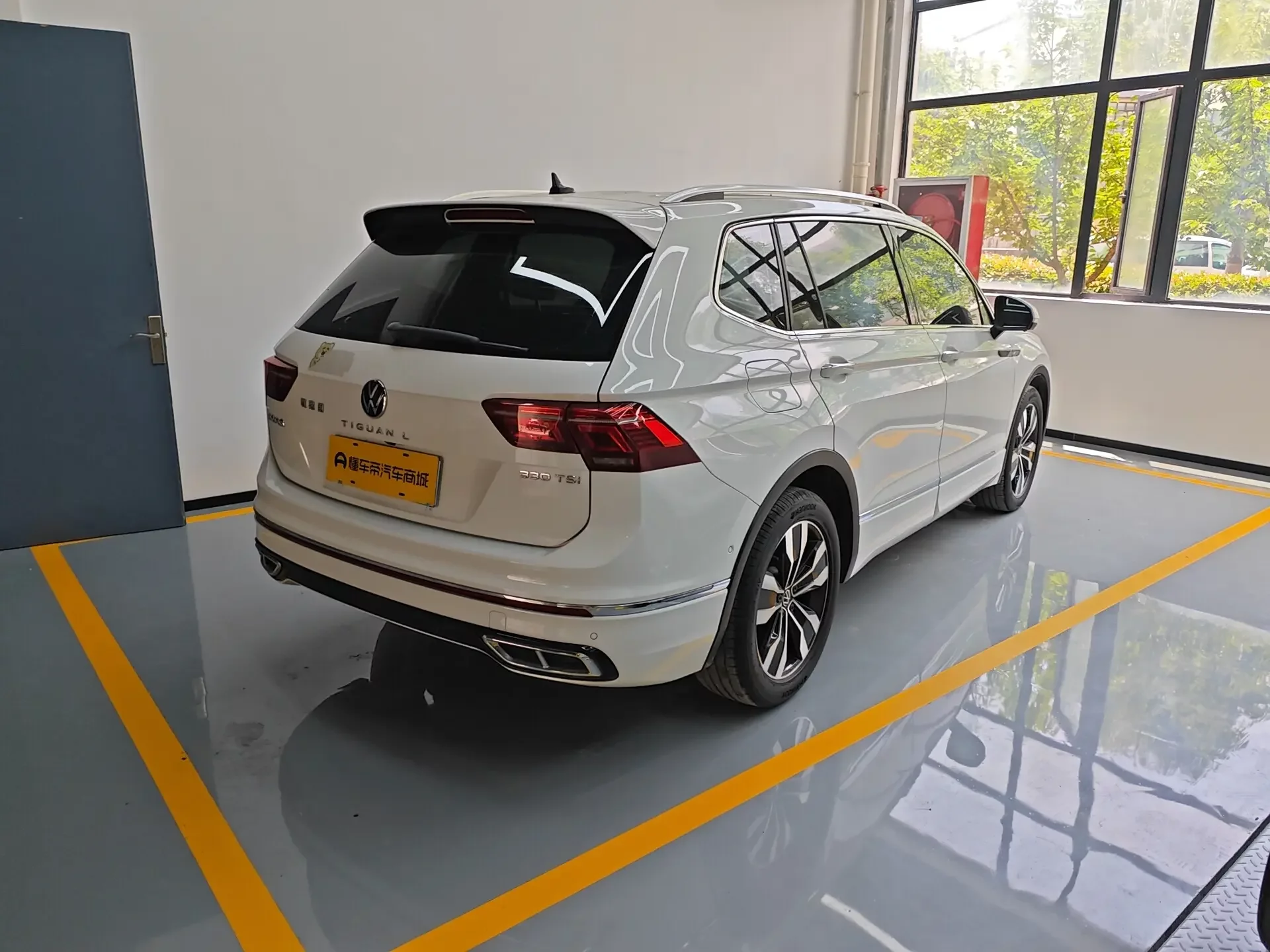 Volkswagen Tiguan L