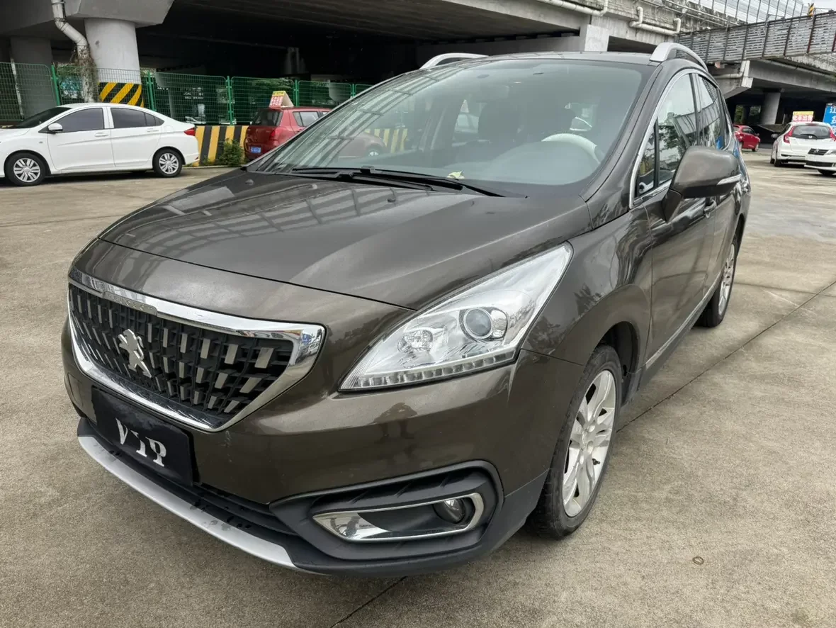 Peugeot 3008  из Китая
