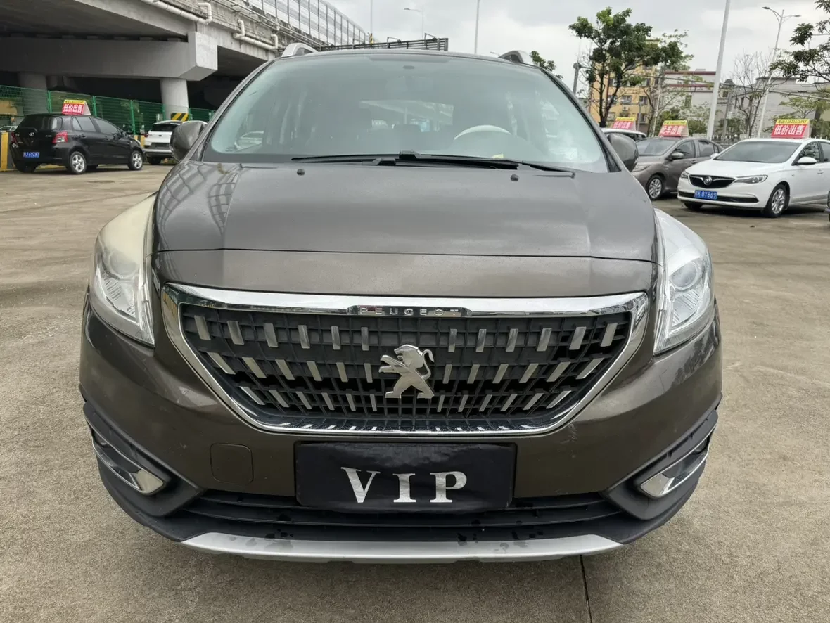 Peugeot 3008  из Китая