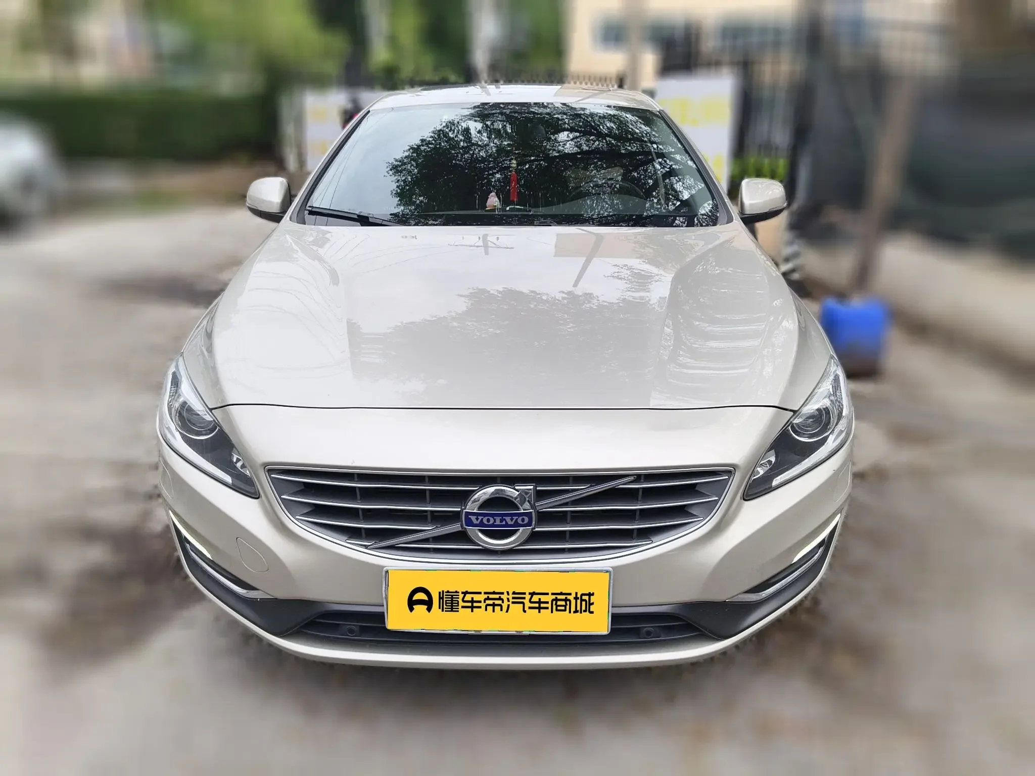 Volvo S60