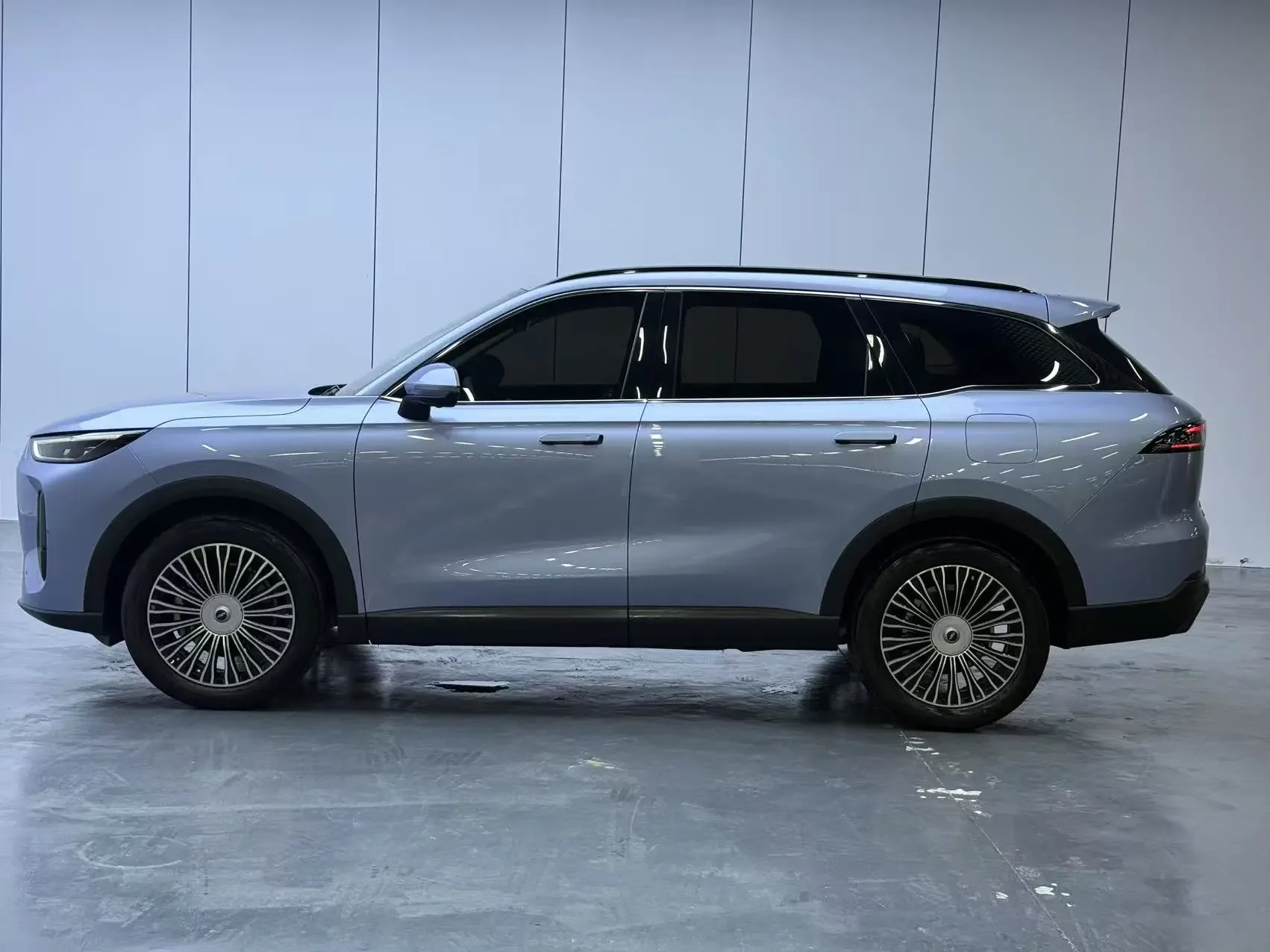 Chery Fengyun T9