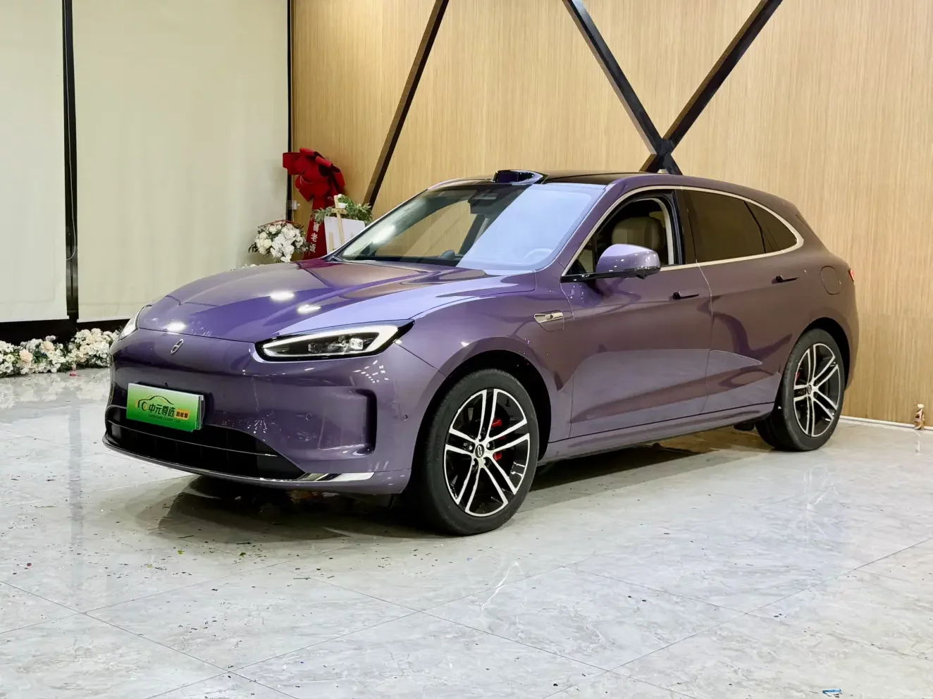 AITO M5