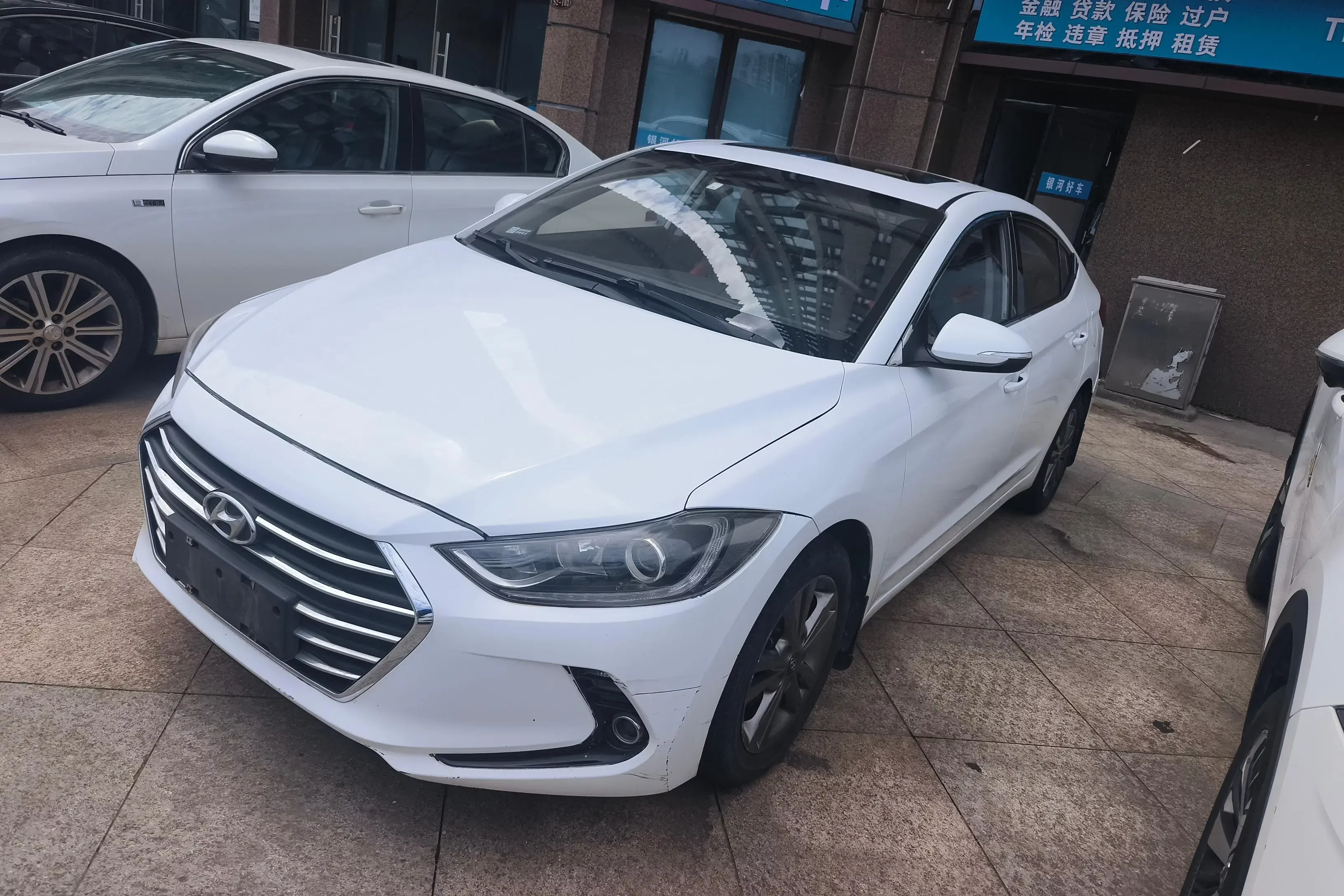 Hyundai lead