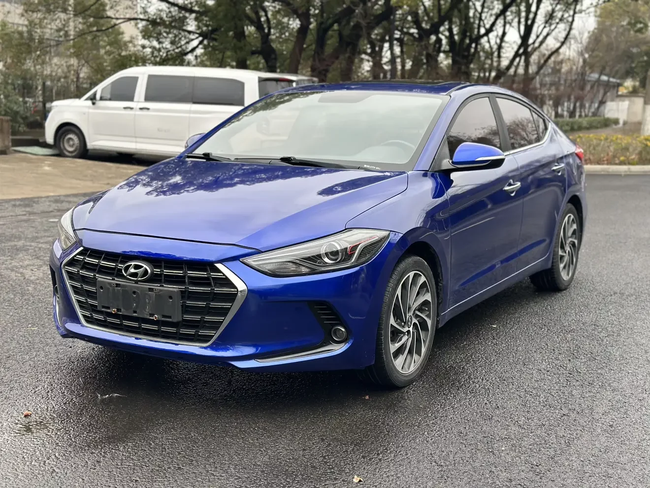 Hyundai lead