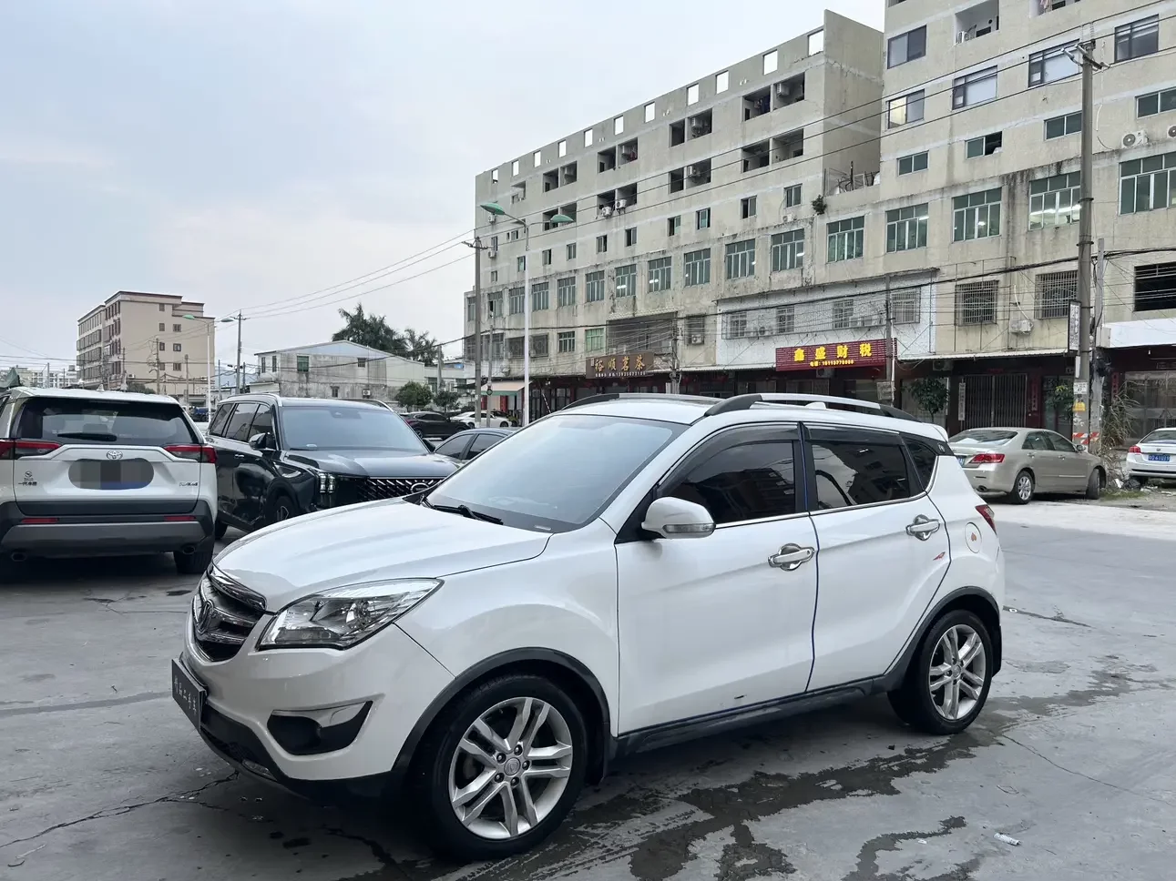 Changan CS35  из Китая