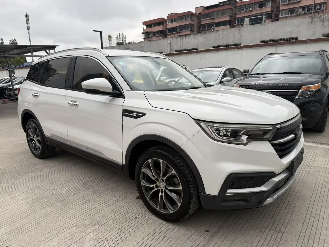 Zotye T500