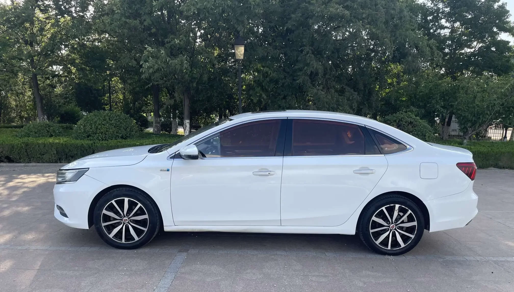 Roewe i6 Classic