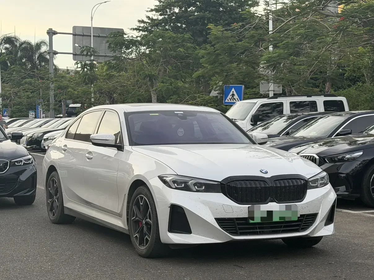 BMW i3