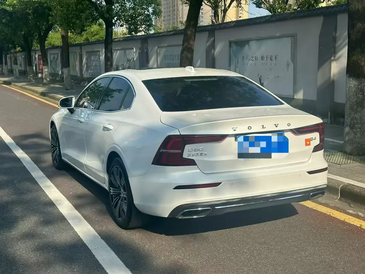 Volvo S60