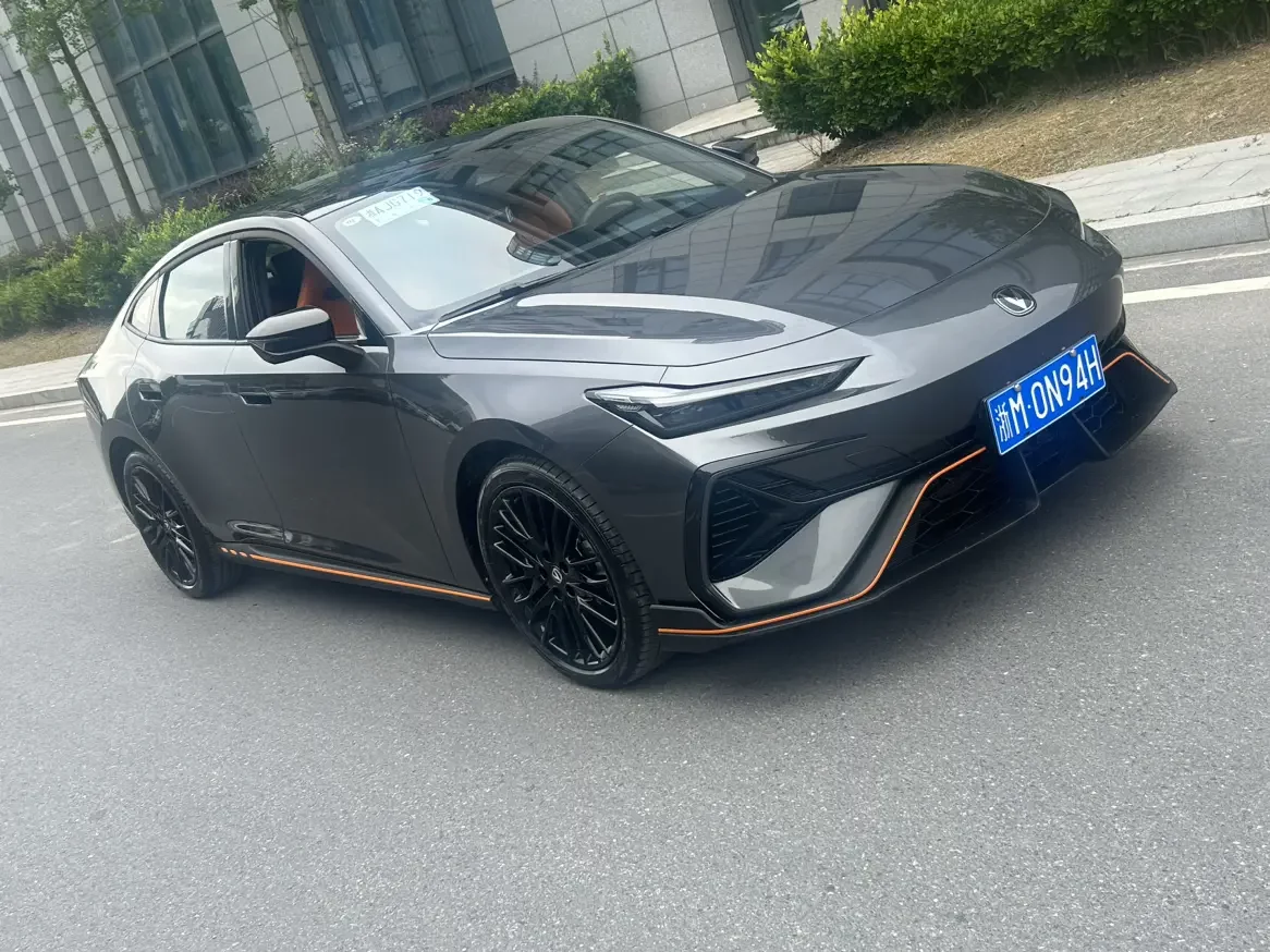 Changan UNI-V