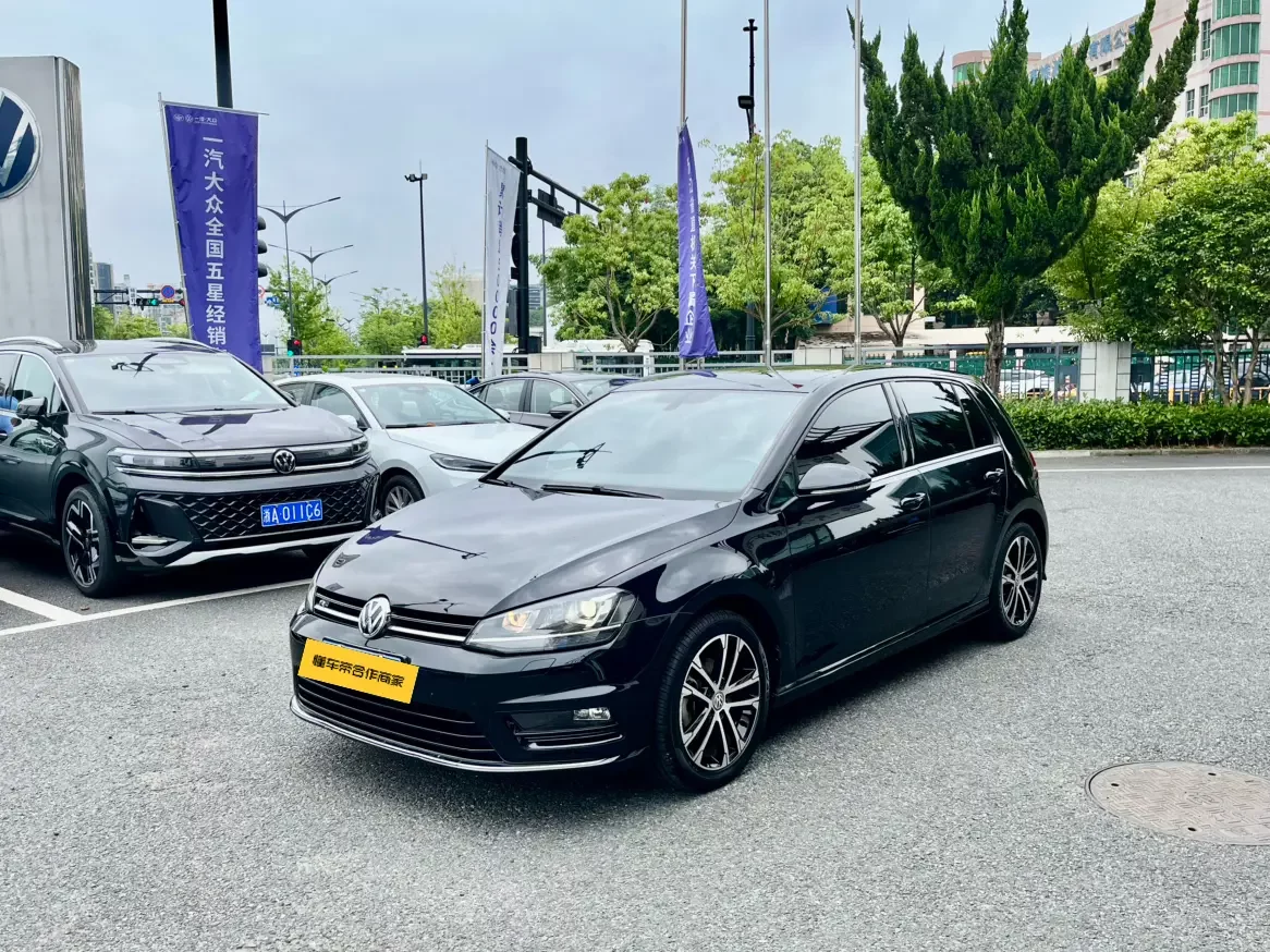 Volkswagen golf