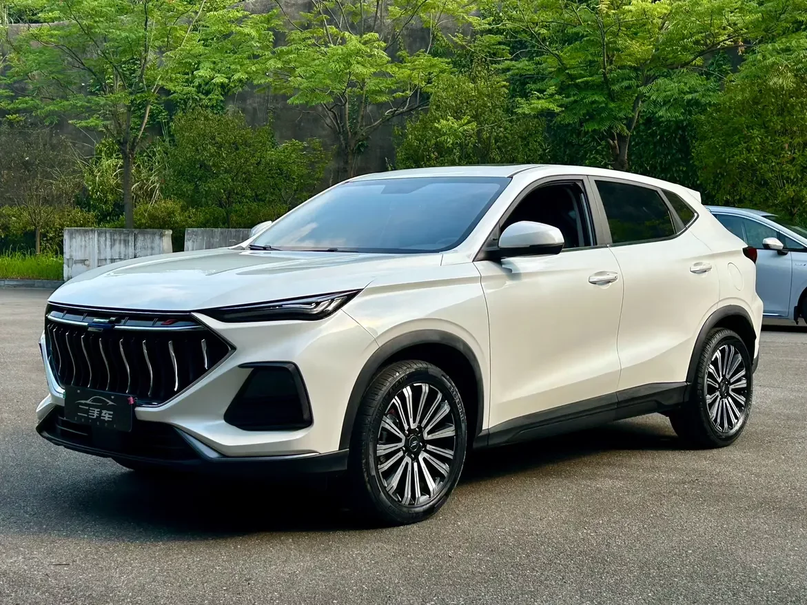Oshan Changan Auchan X5