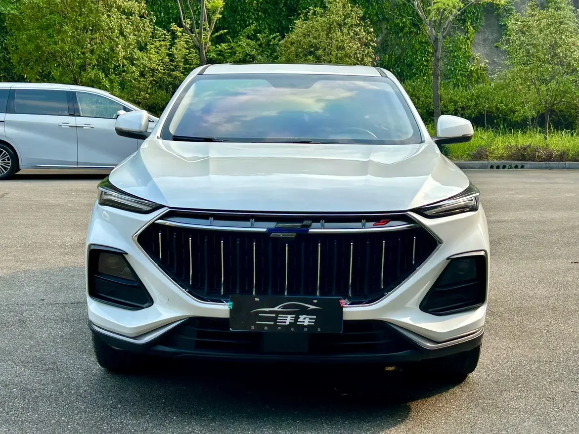 Oshan Changan Auchan X5