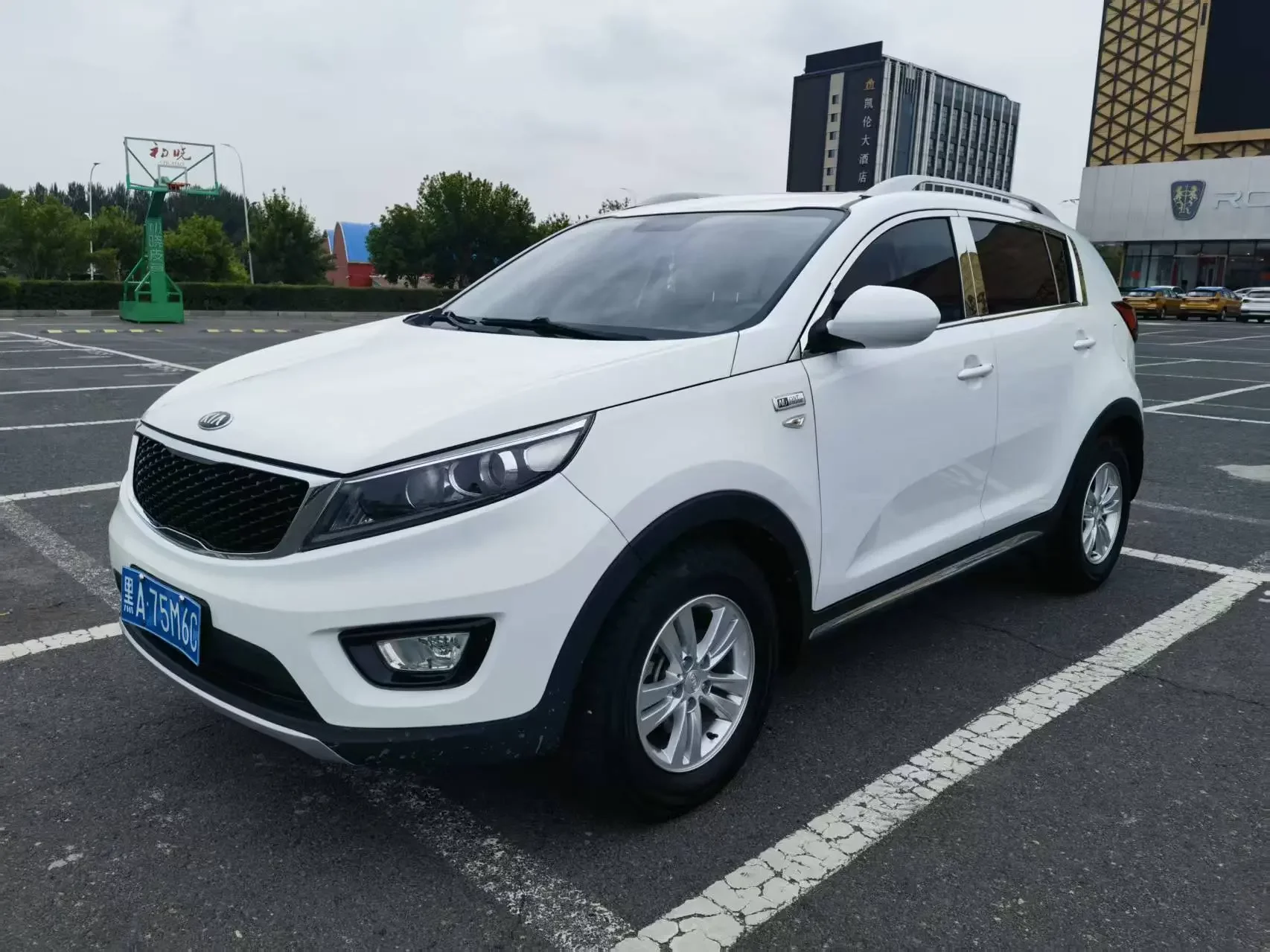 Kia Sportage  из Китая