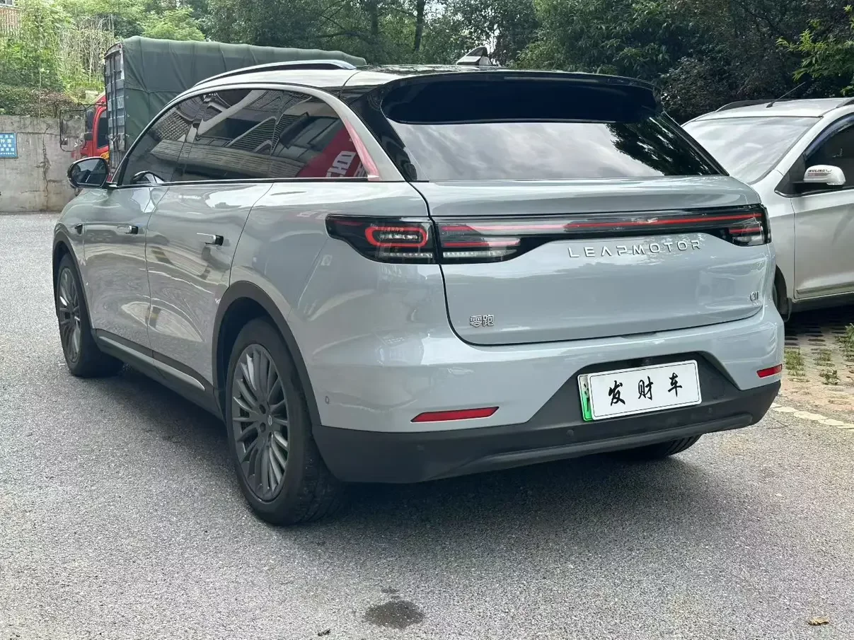Leapmotor Zero running C11