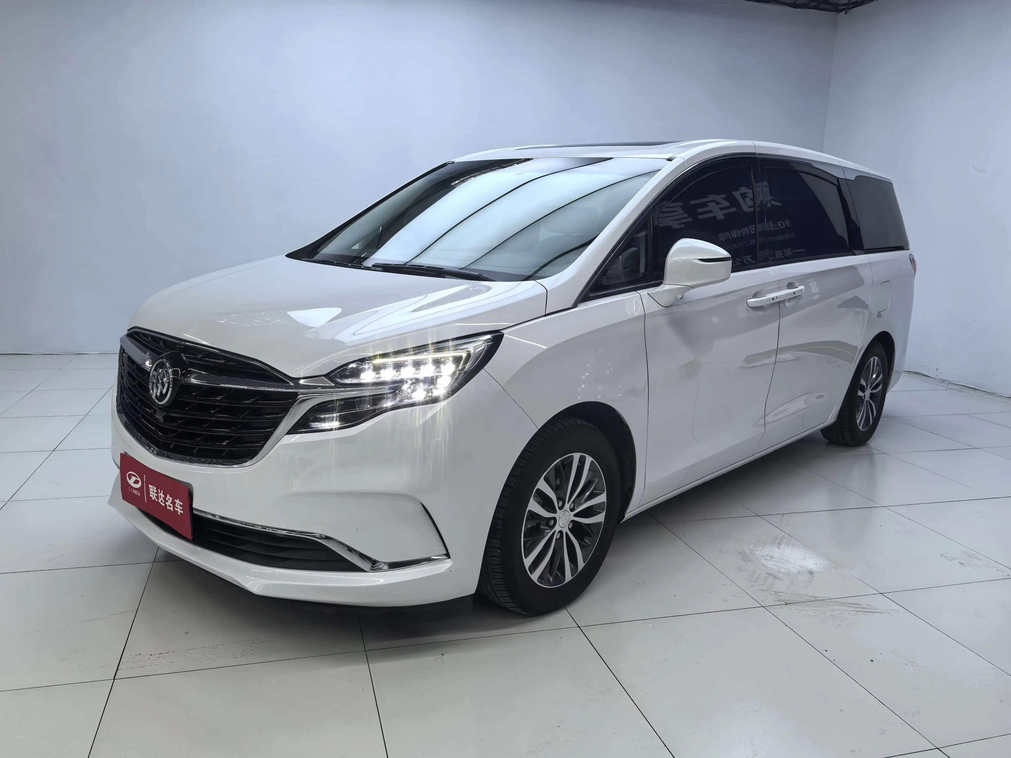 Buick GL8