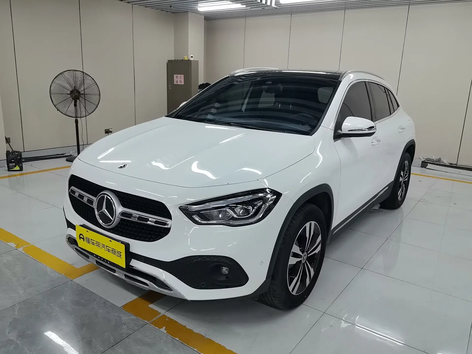 Mercedes-Benz GLA