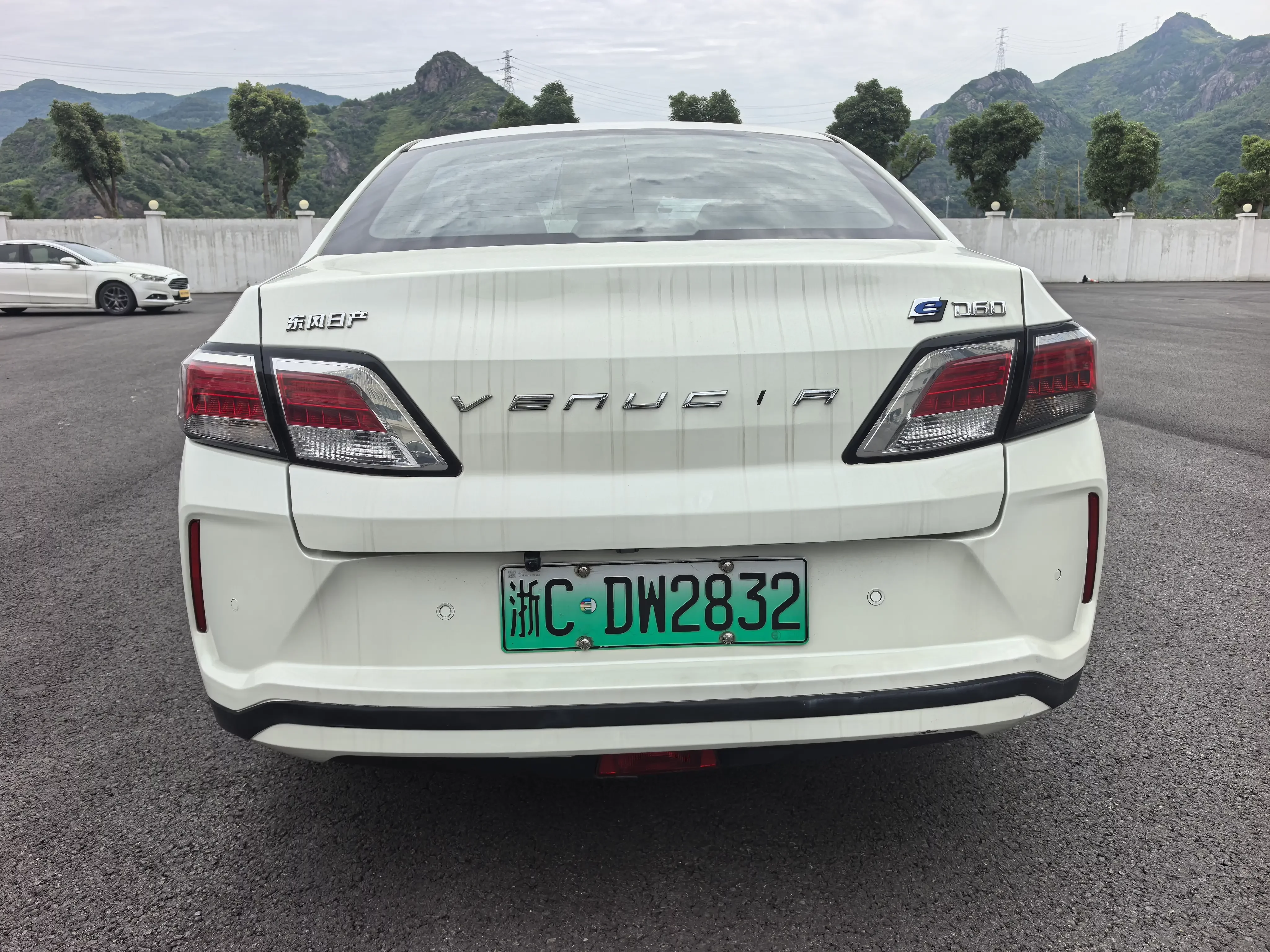 Kai Chen Venucia D60 EV