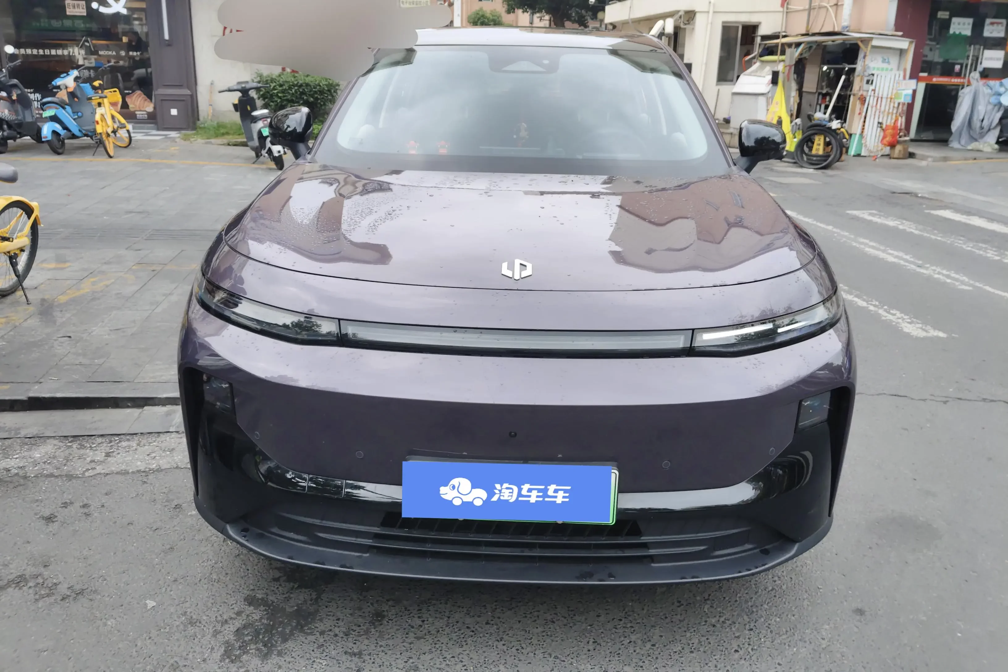 Leapmotor B10