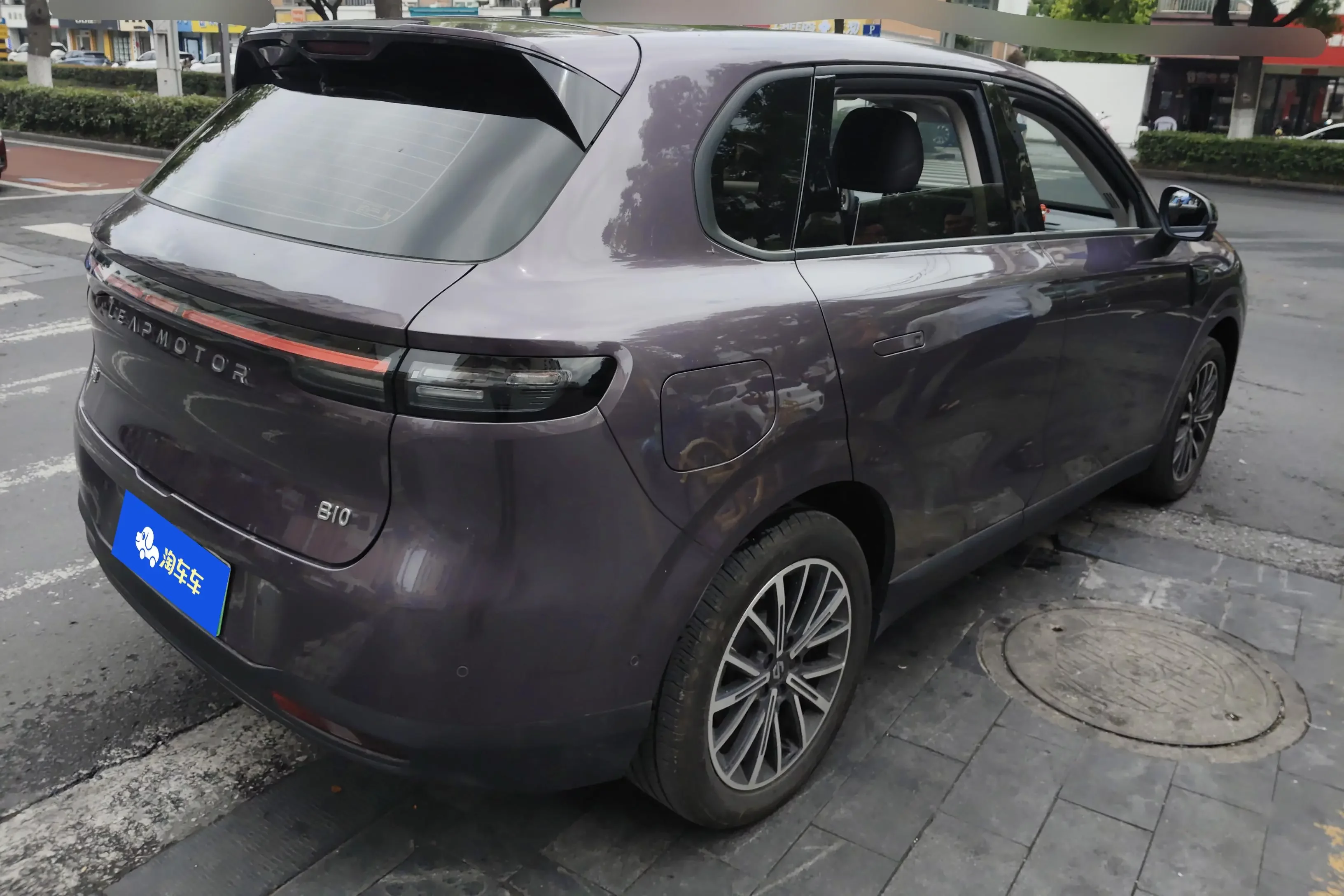 Leapmotor B10