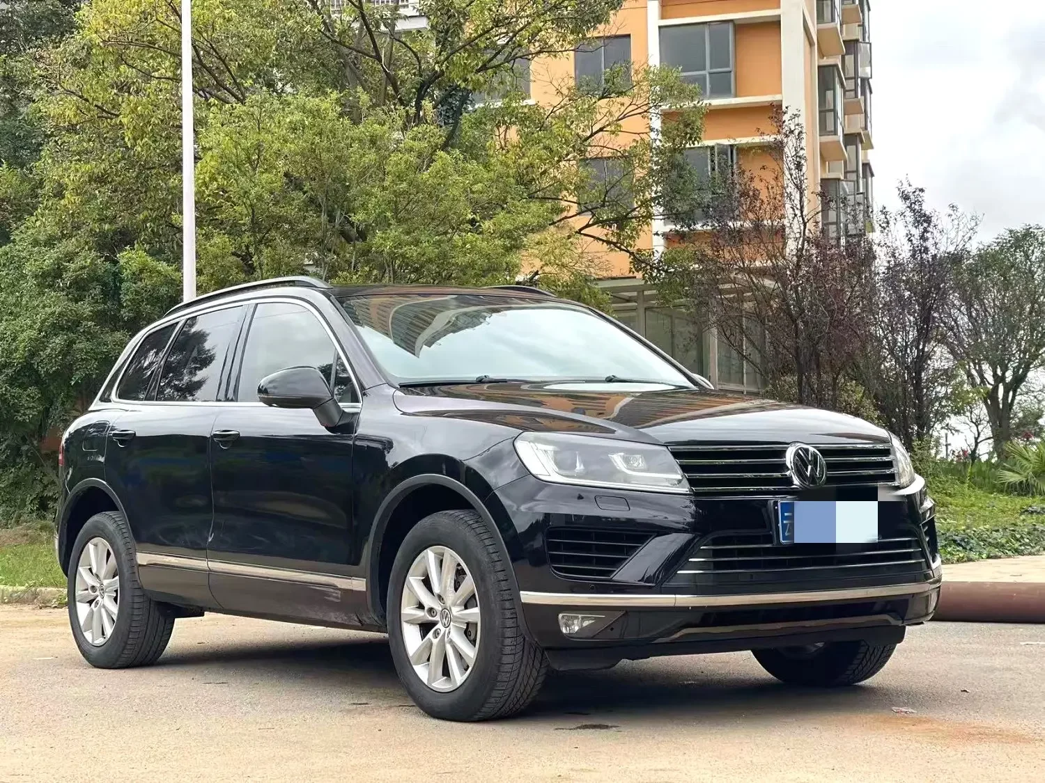 Volkswagen Touareg
