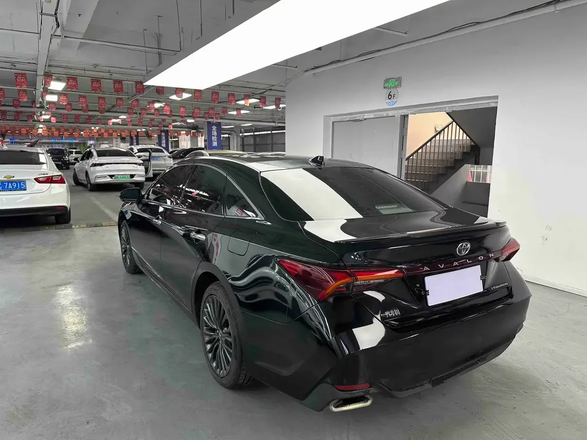 Toyota Avalon