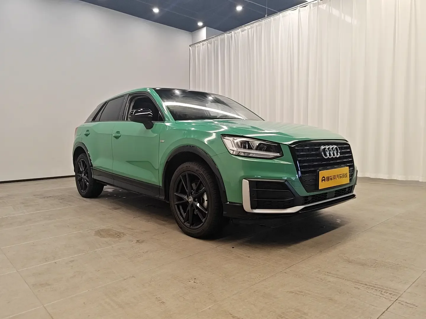 Audi Q2L