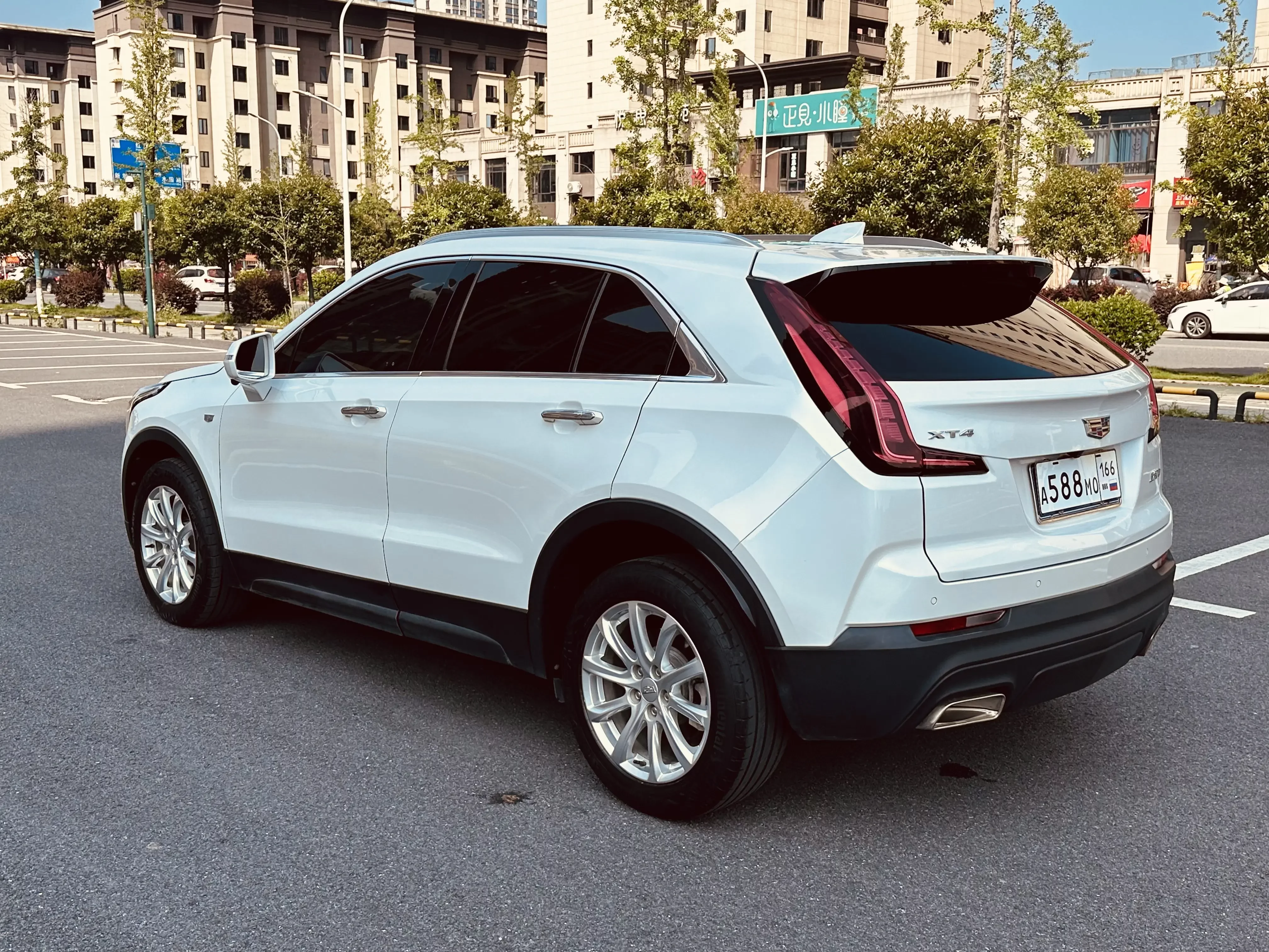 Cadillac XT4