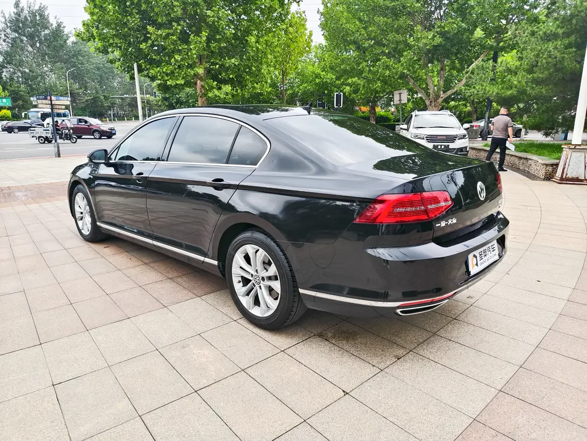 Volkswagen Magotan