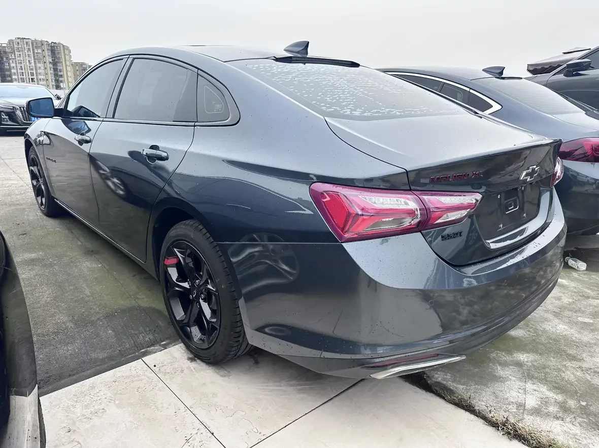 Chevrolet Malibu XL