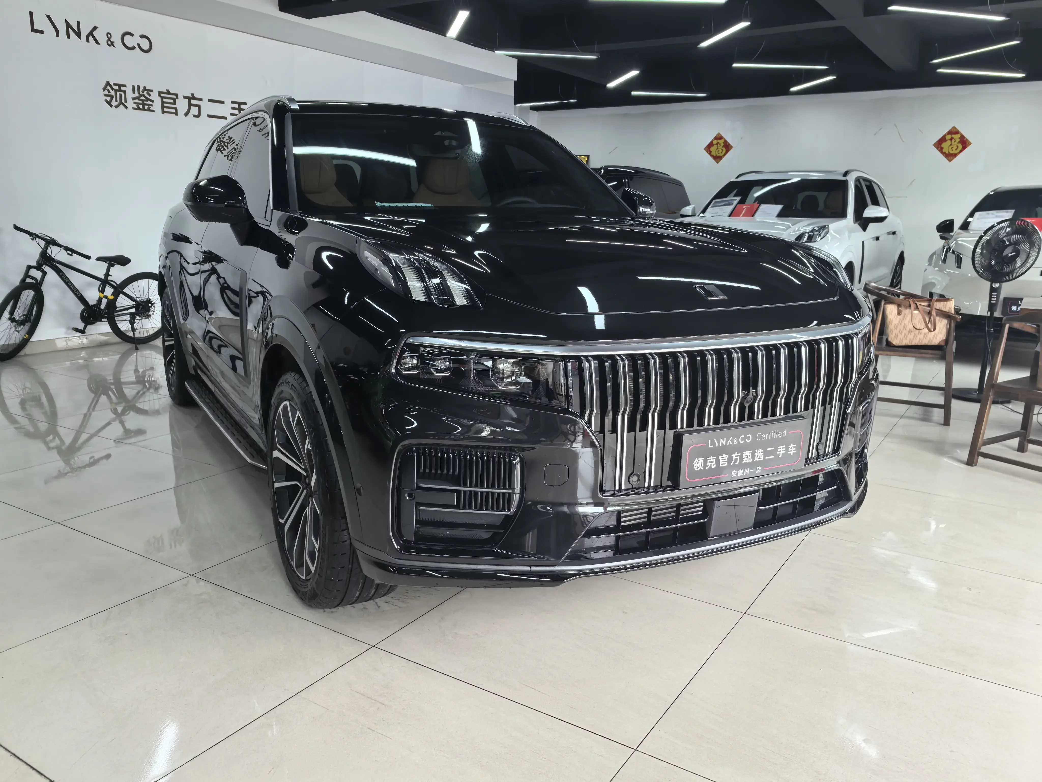 Lynk & Co 09