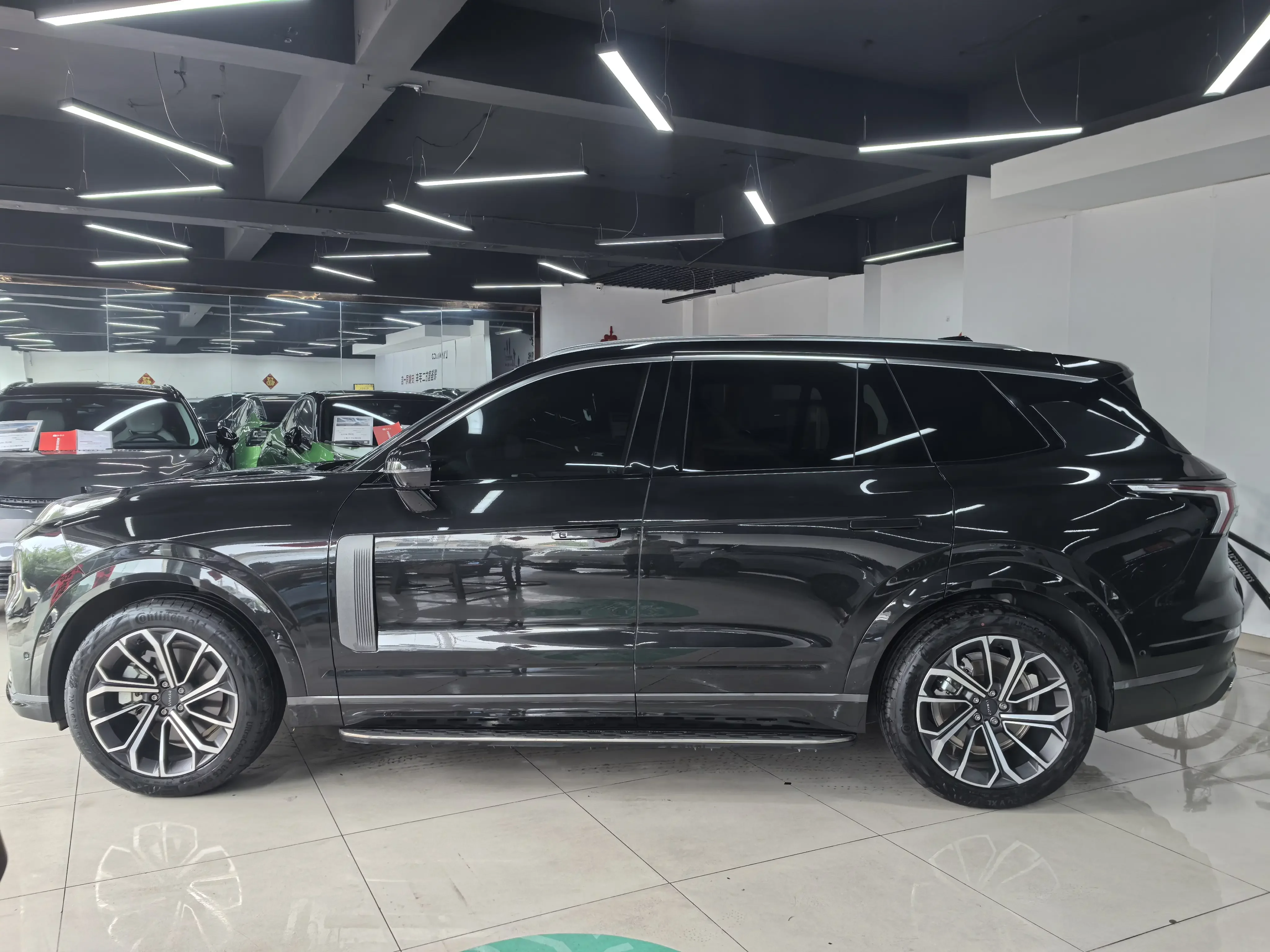 Lynk & Co 09
