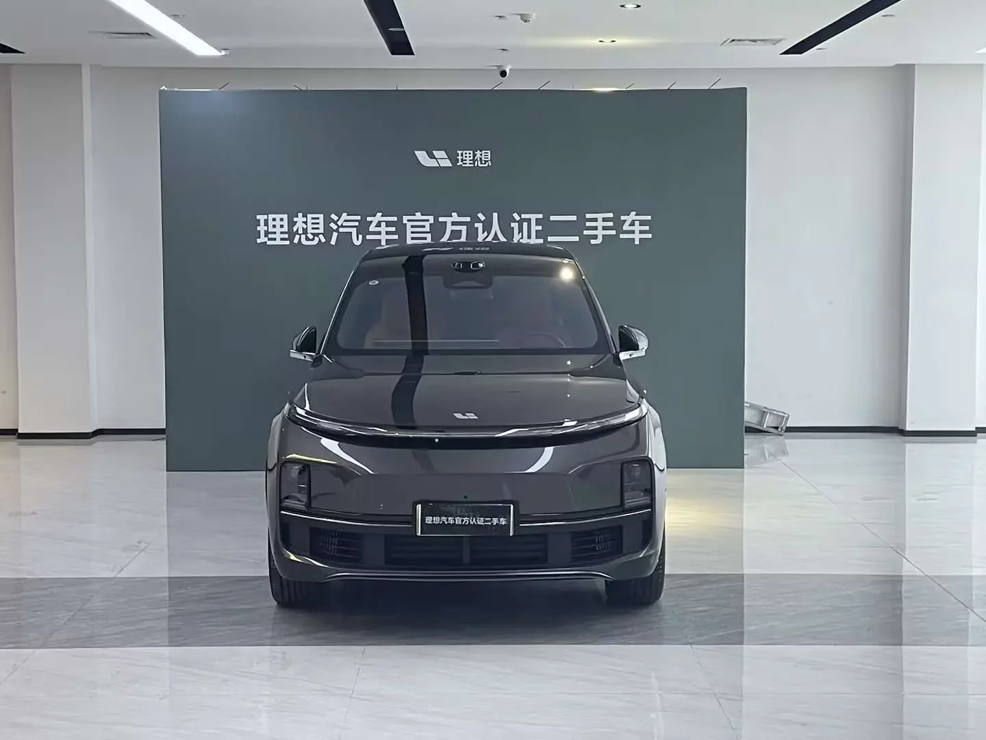 Lixiang L8