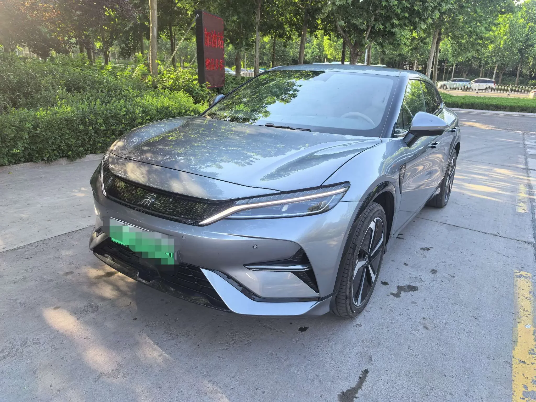 BYD Song L EV