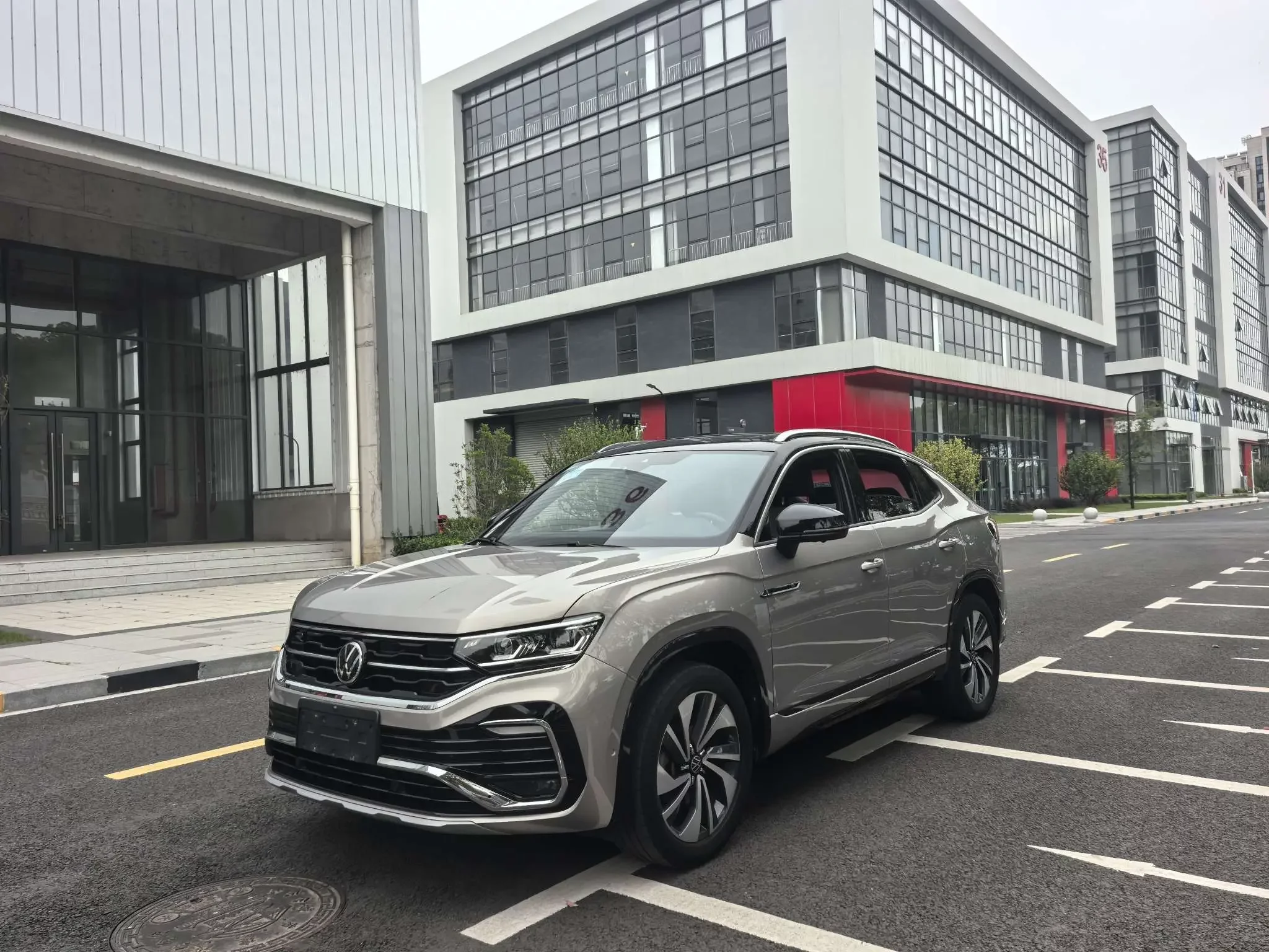 Volkswagen Tayron X