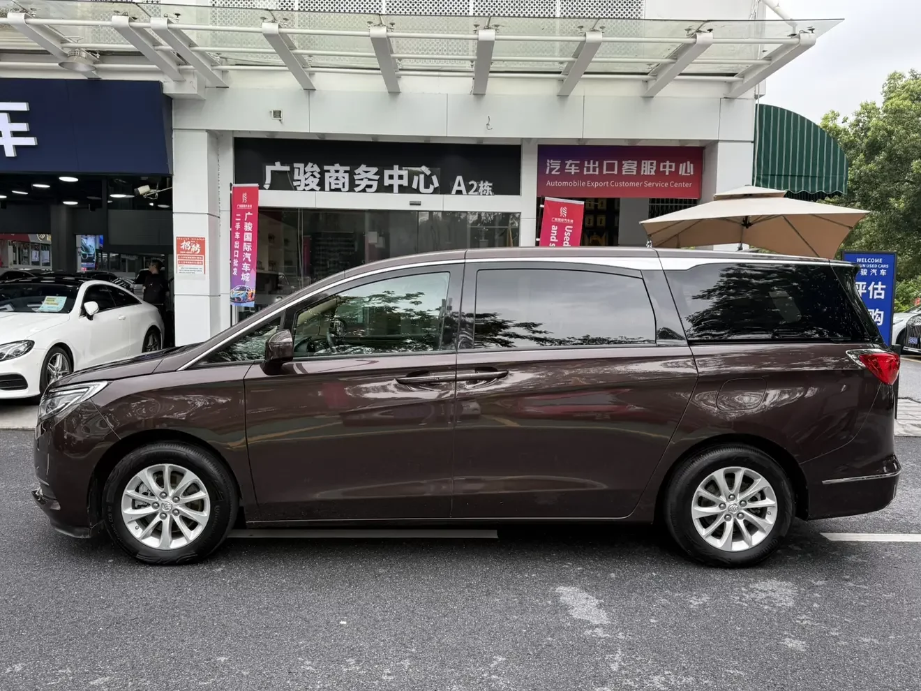 Buick GL8