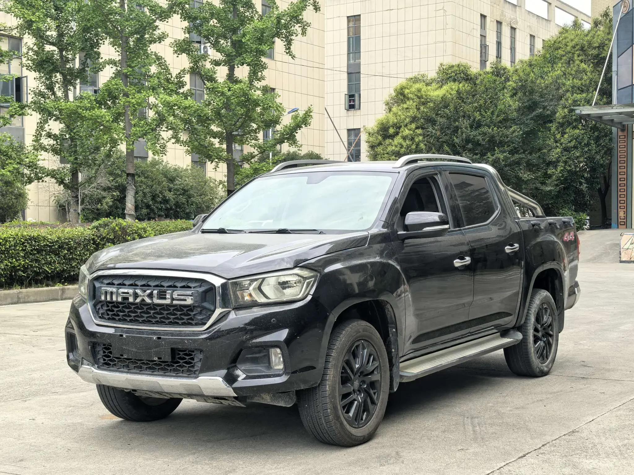 Datong Maxus T70  из Китая