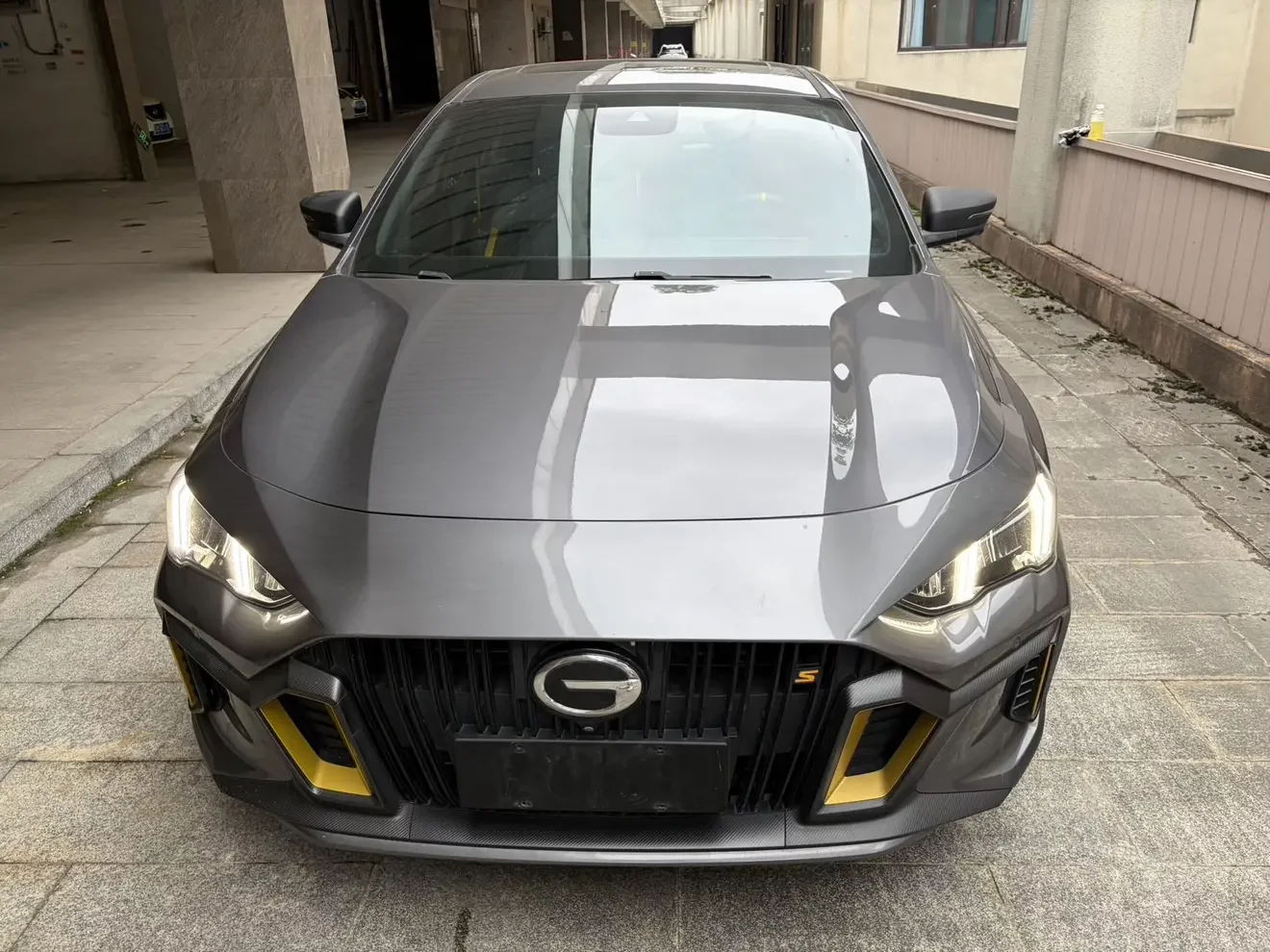 GAC Trumpchi Empow  из Китая
